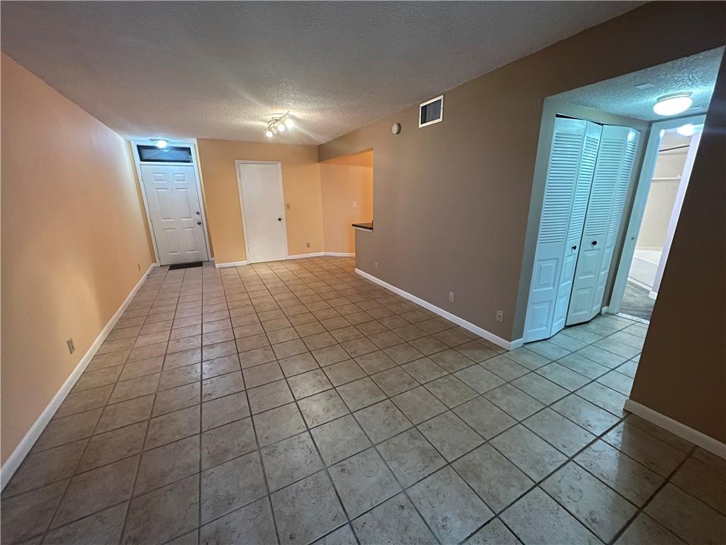 LAKE POINTE 7 CONDO - Residential