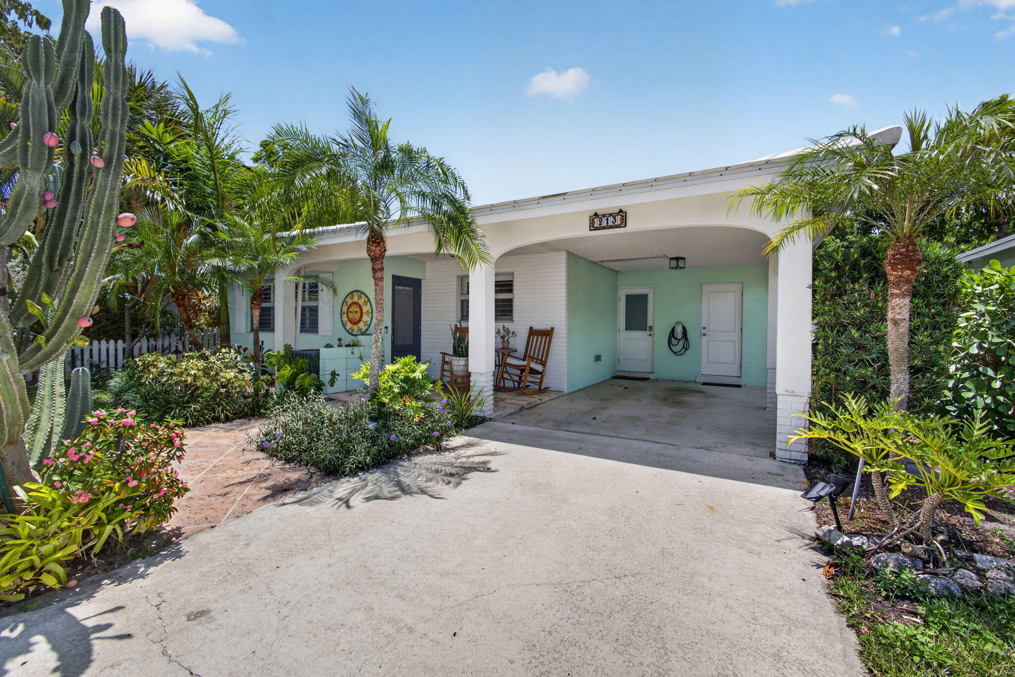 COLLEGE PARK - Residential