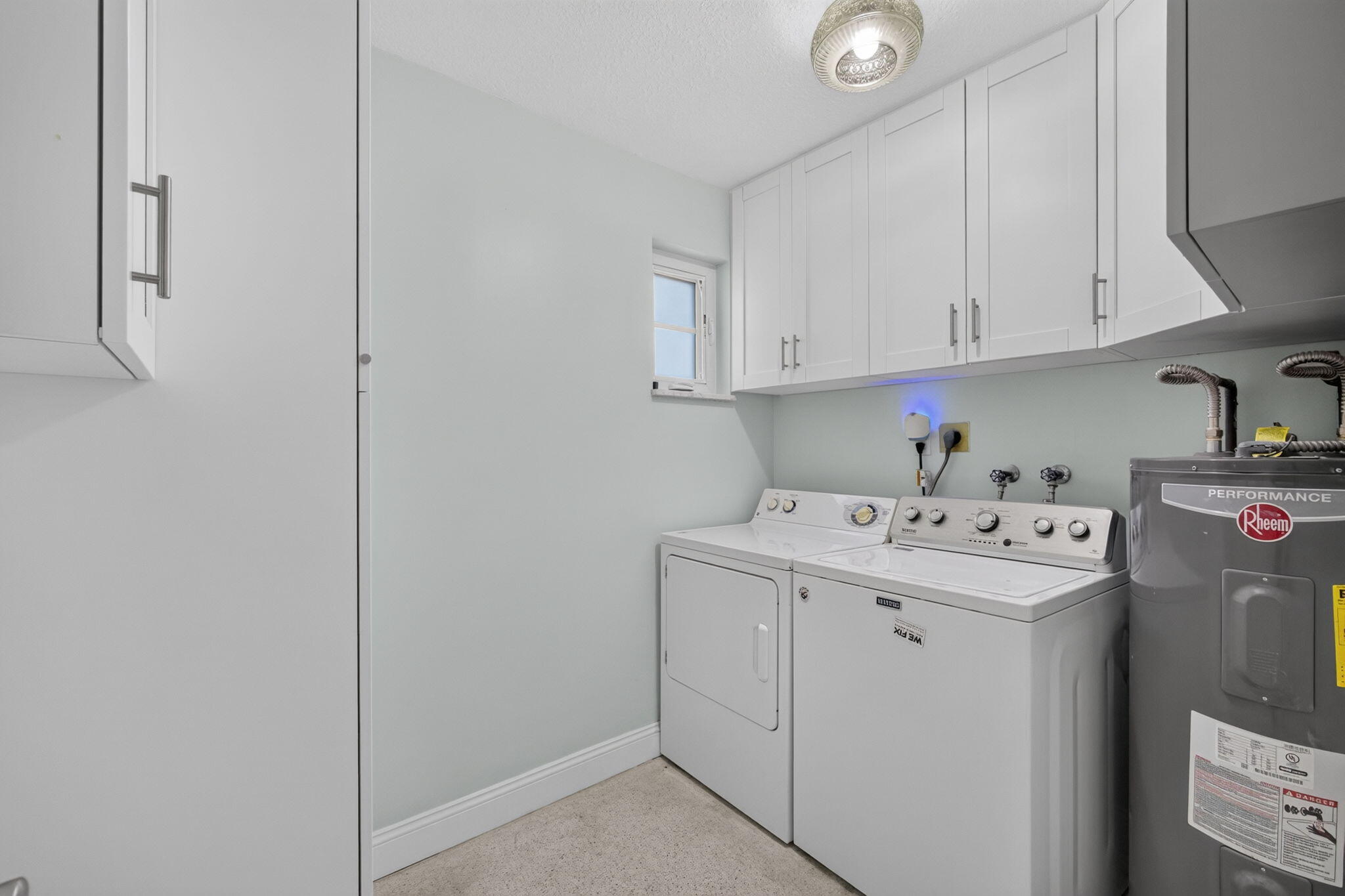 COLLEGE PARK - Residential