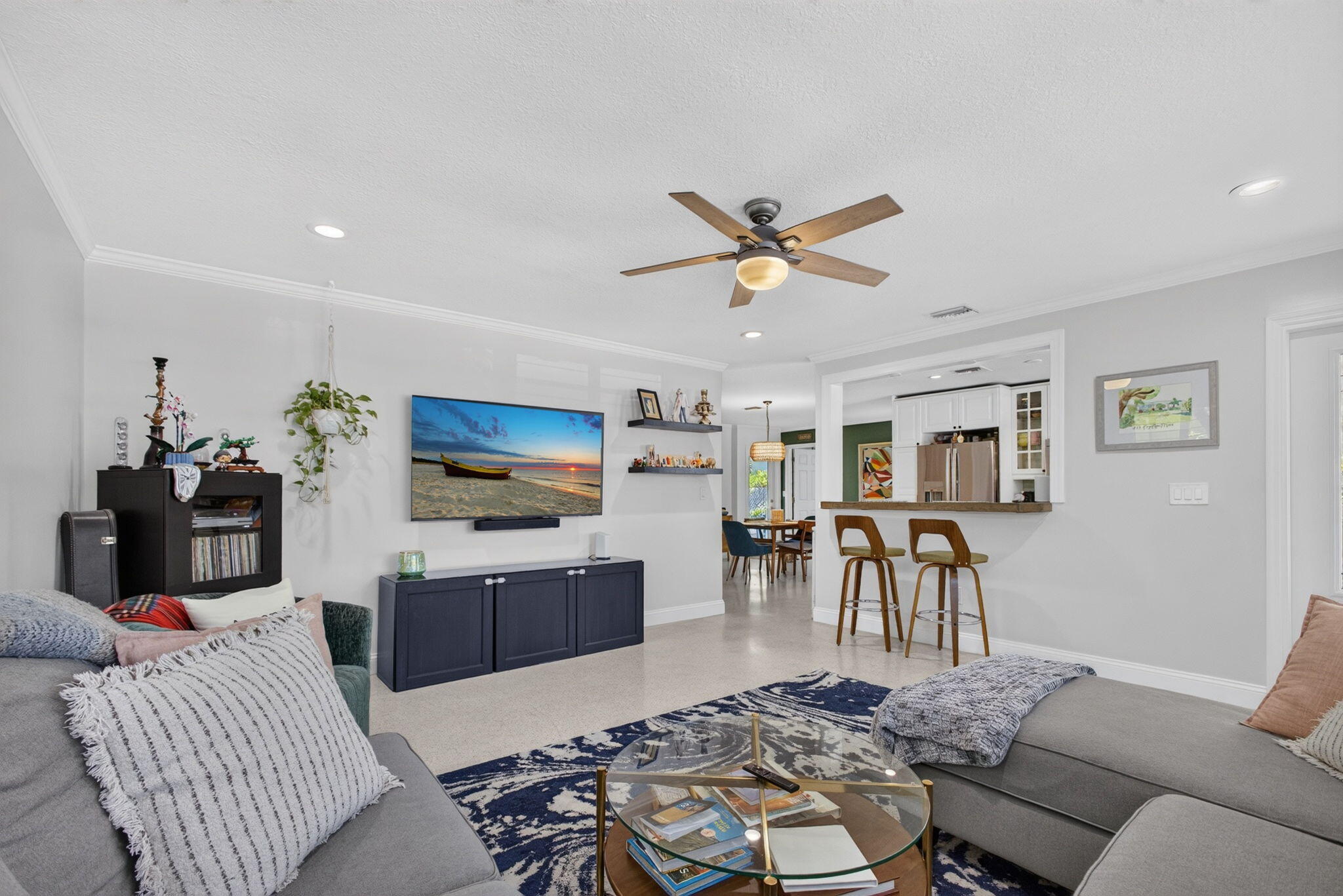 COLLEGE PARK - Residential