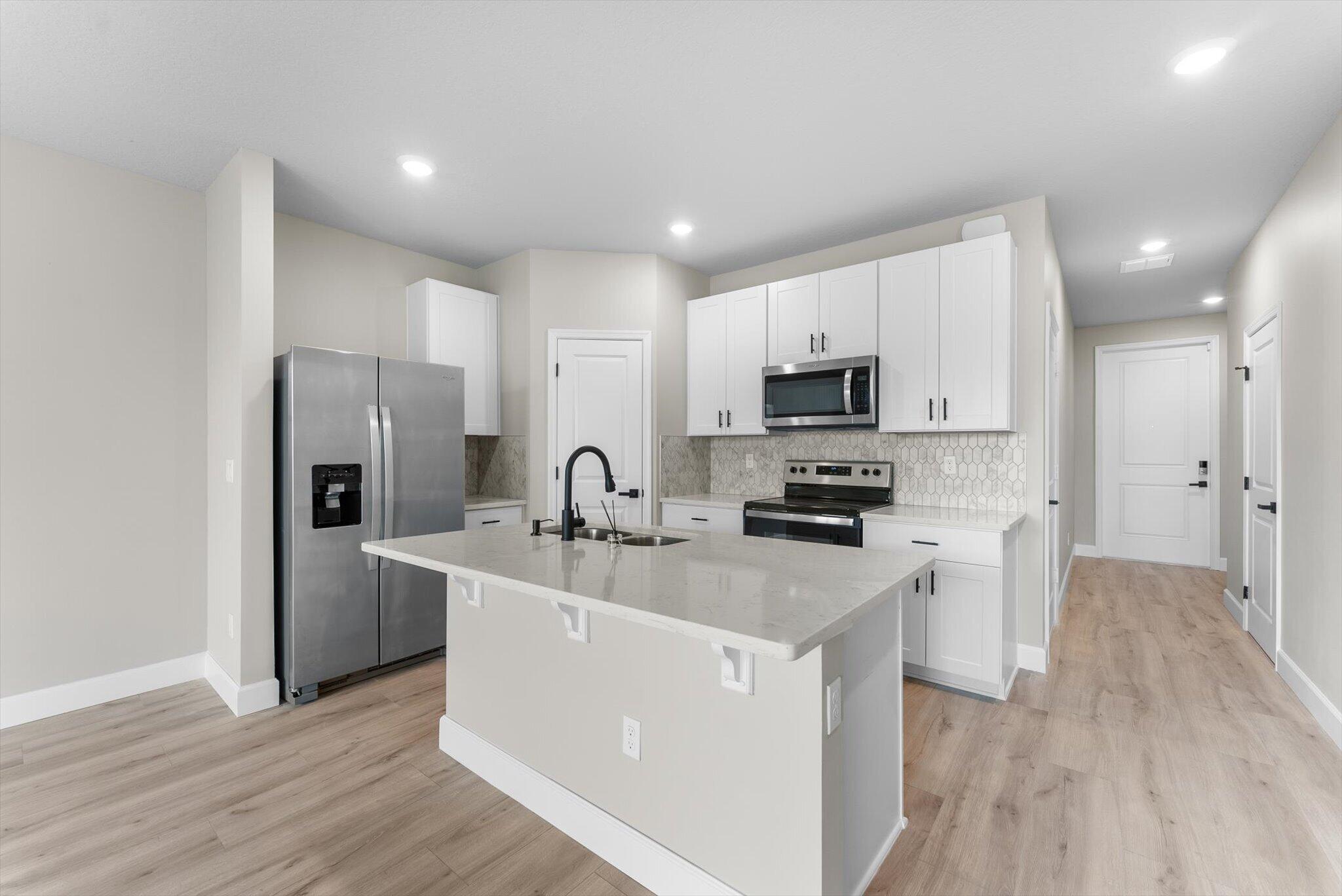 ENCLAVE AT MANGONIA PARK - Residential