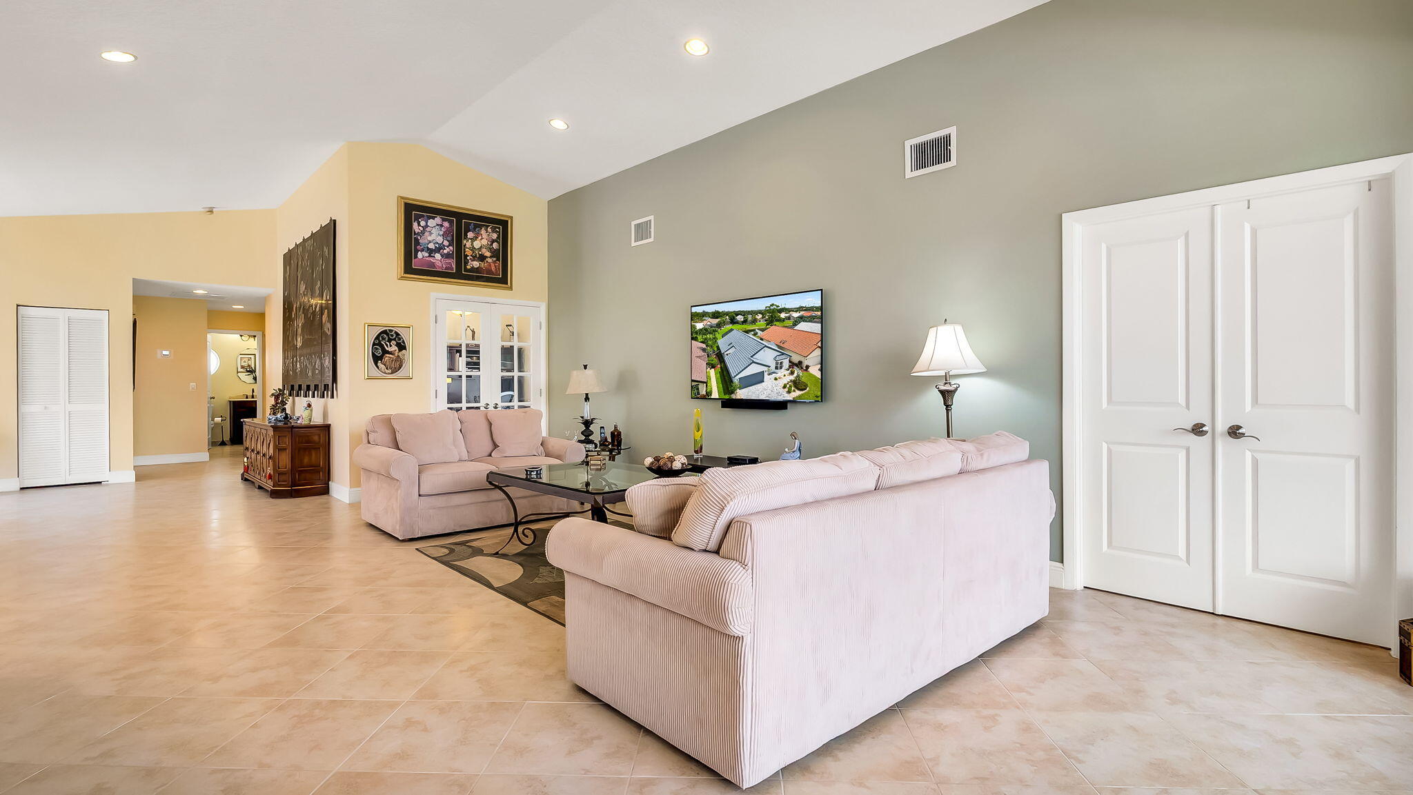 BOCA WOODS COUNTRY CLUB - Residential