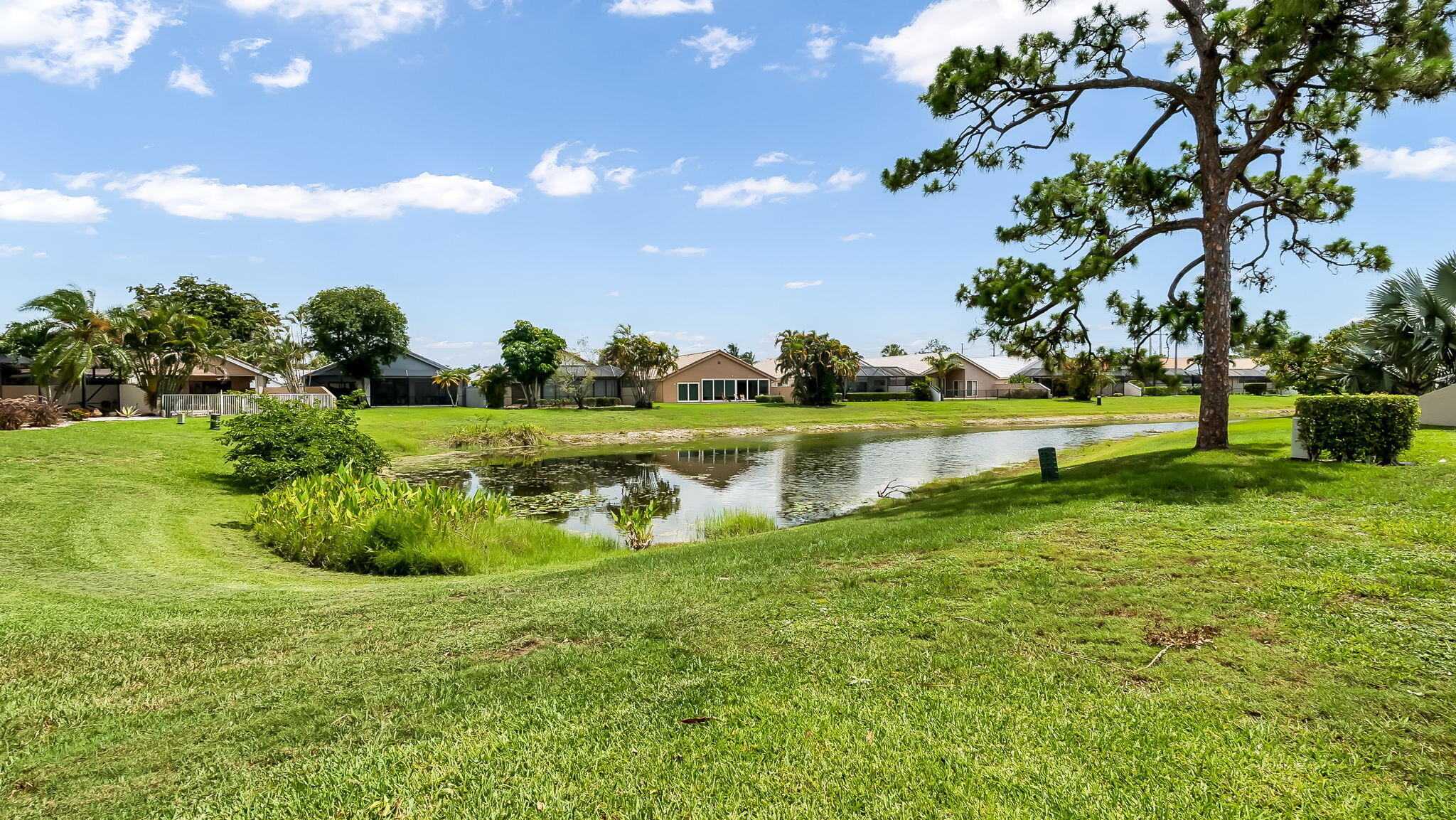 BOCA WOODS COUNTRY CLUB - Residential