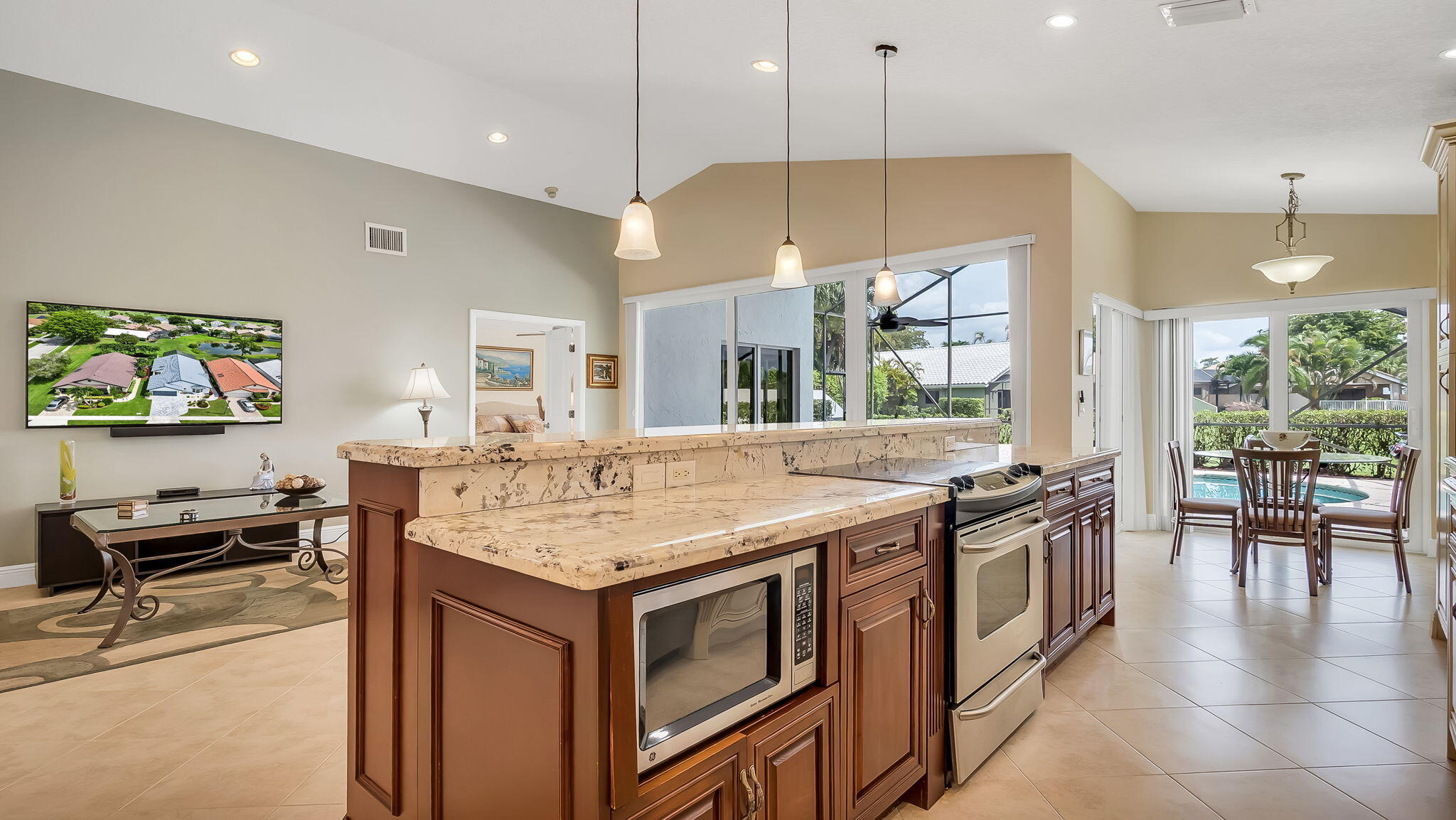 BOCA WOODS COUNTRY CLUB - Residential