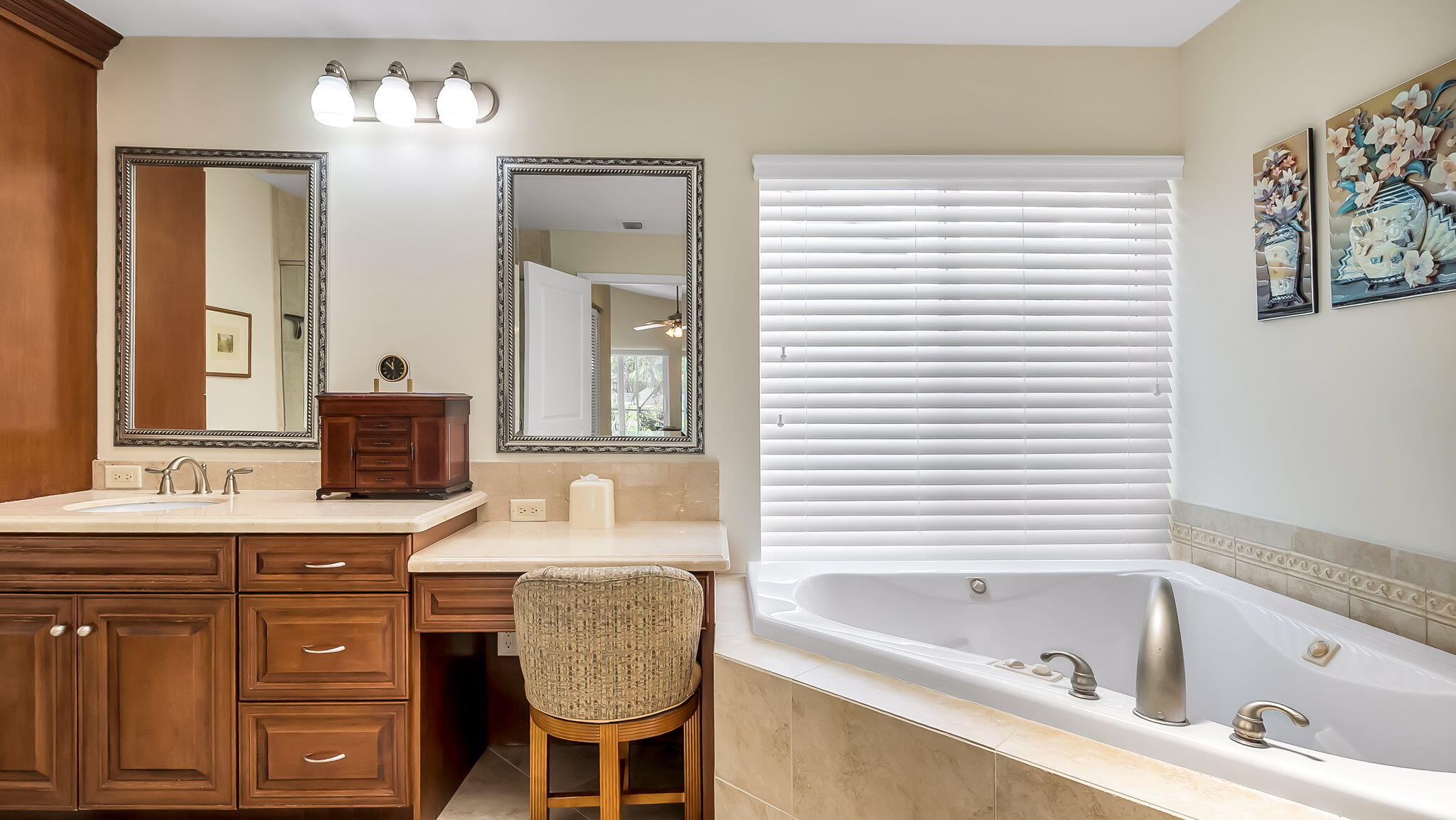 BOCA WOODS COUNTRY CLUB - Residential