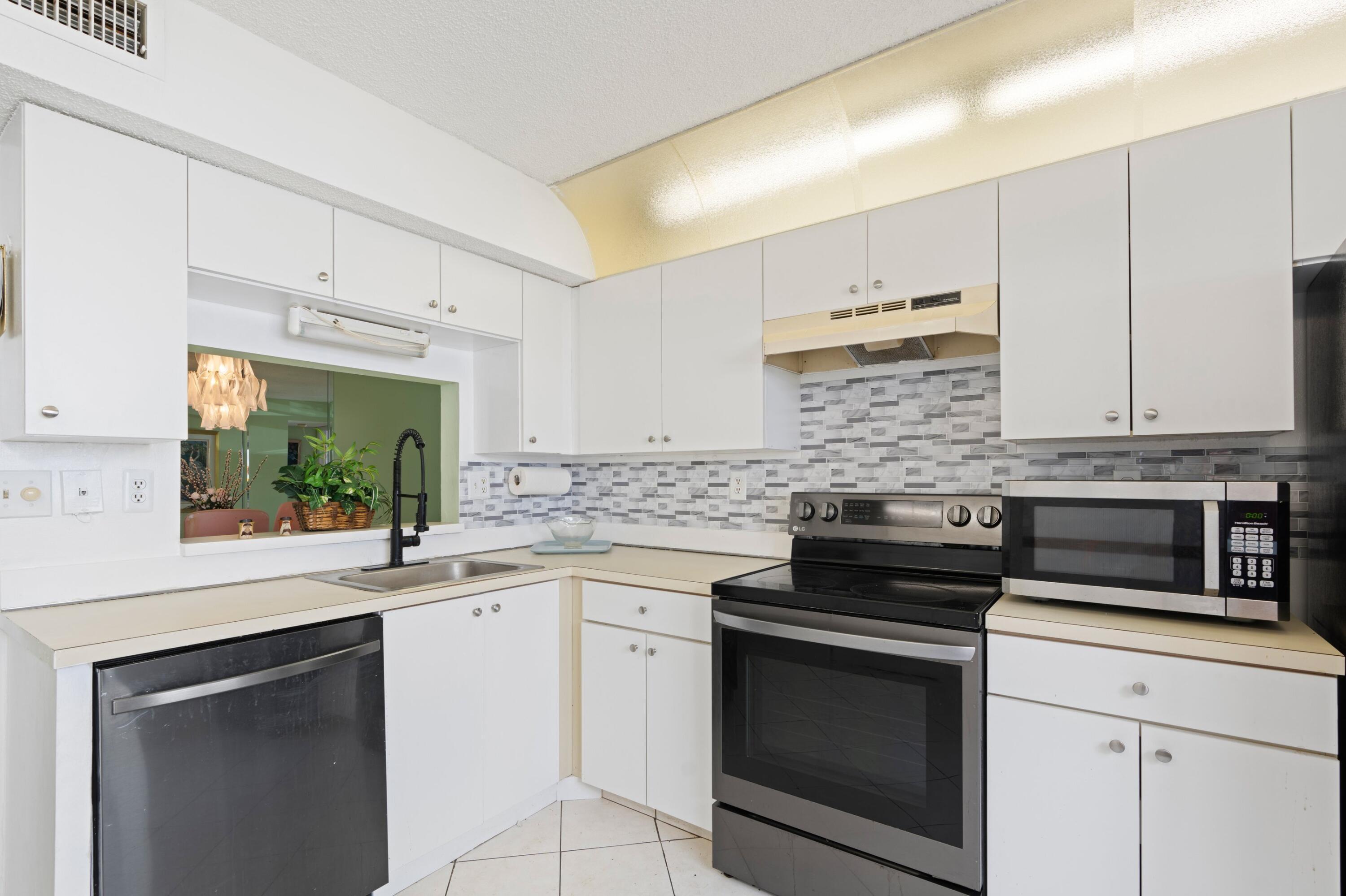 PEMBRIDGE A THRU I - Residential