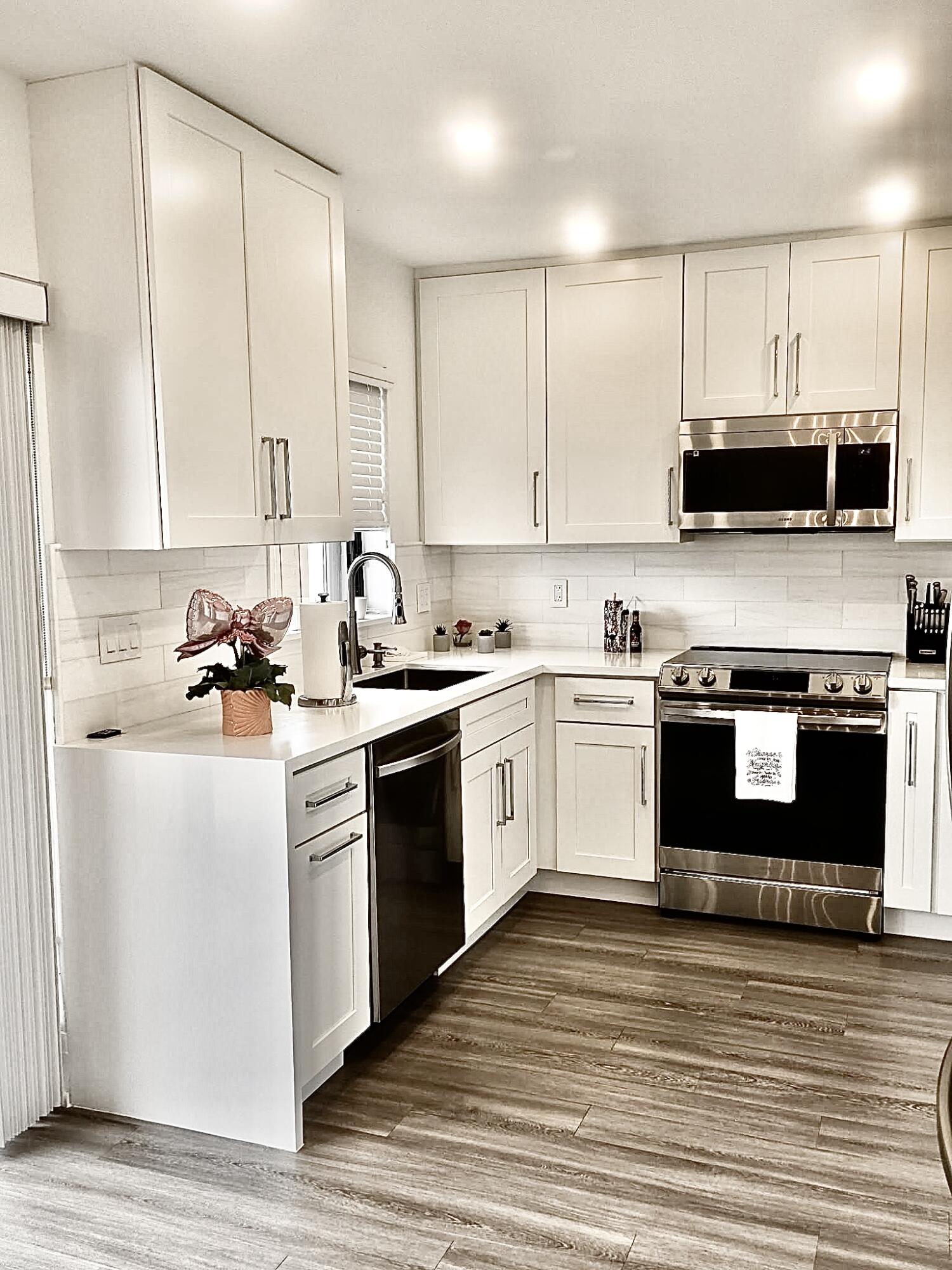 LANDINGS AT RIVER BRIDGE - Residential
