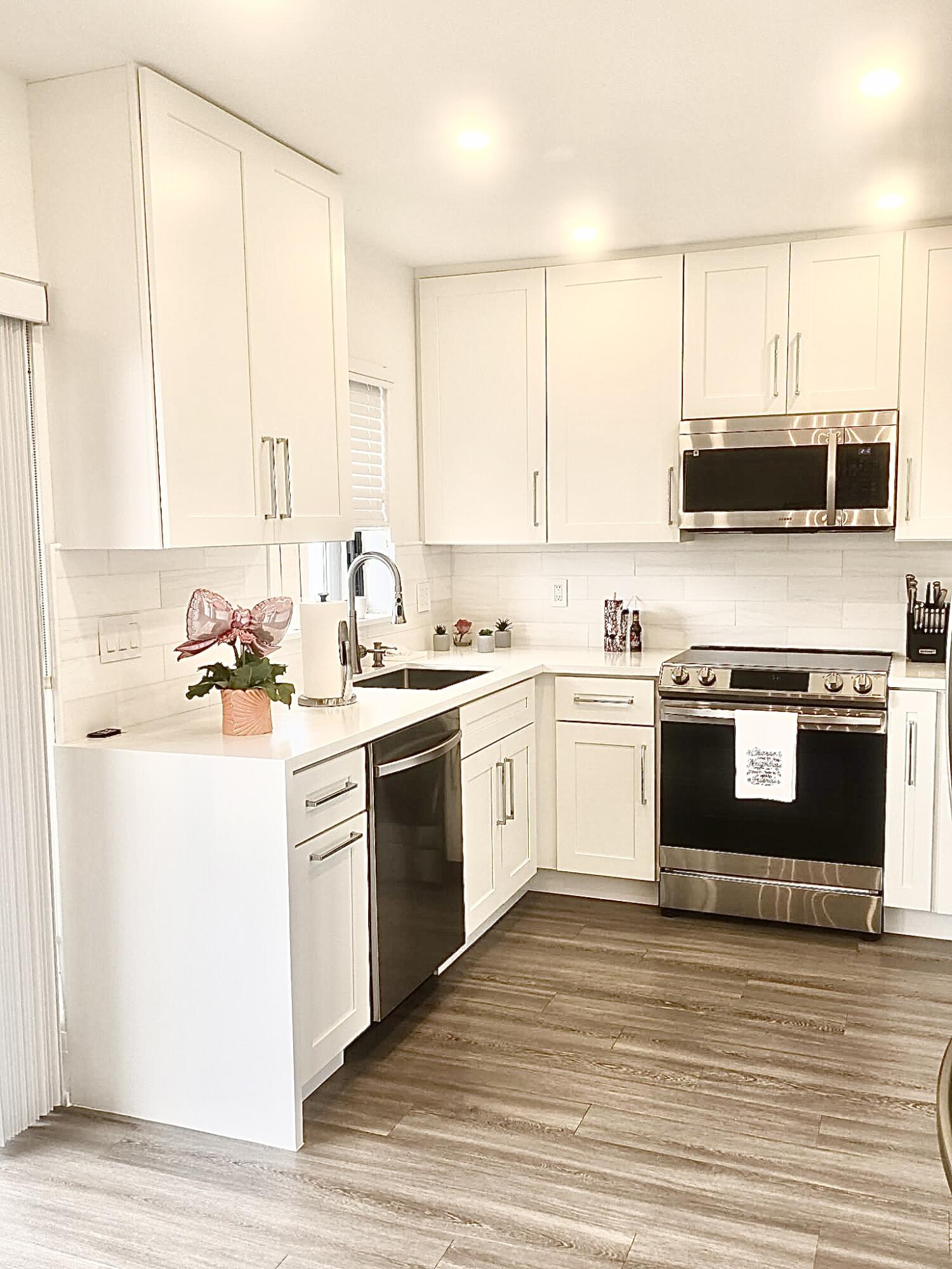 LANDINGS AT RIVER BRIDGE - Residential