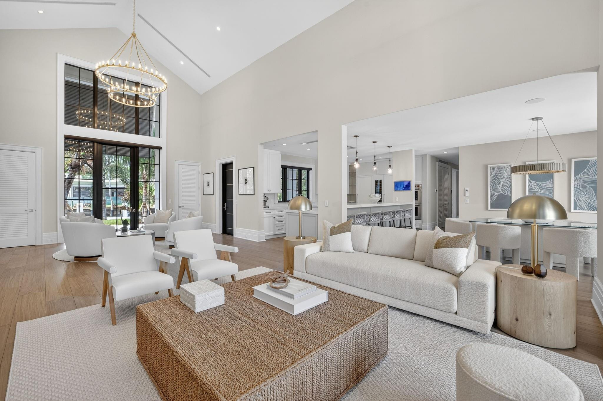 Venice 6-4 B - Residential