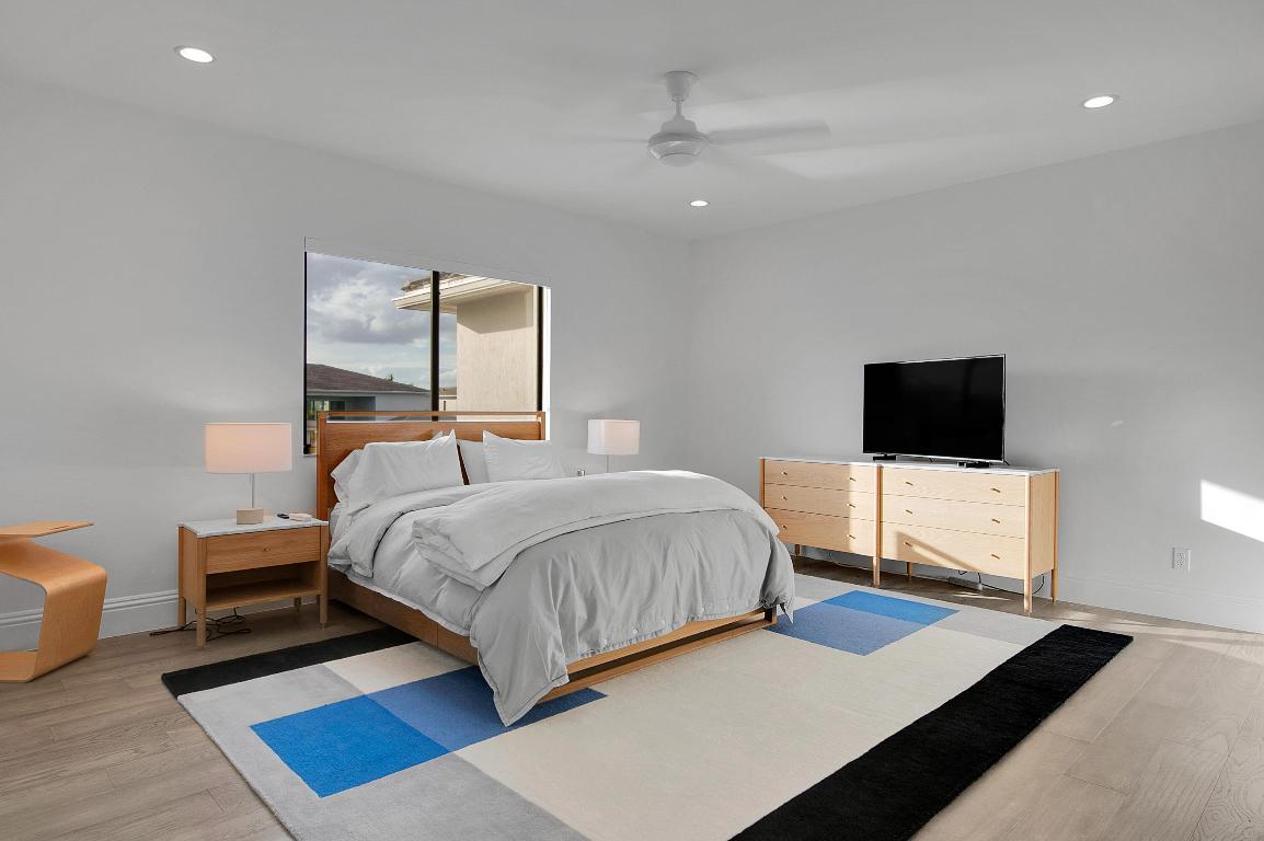 ROYAL PALM POLO - Residential