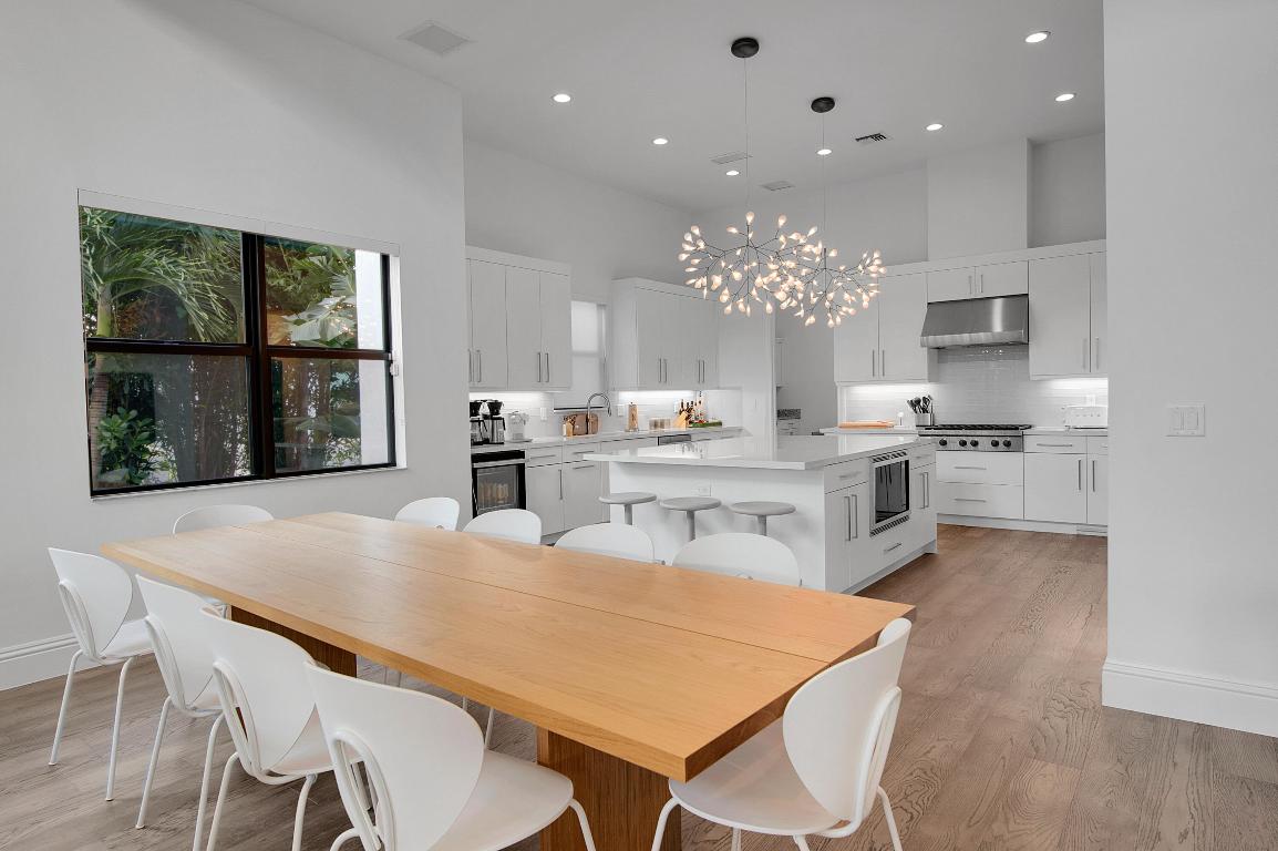 ROYAL PALM POLO - Residential