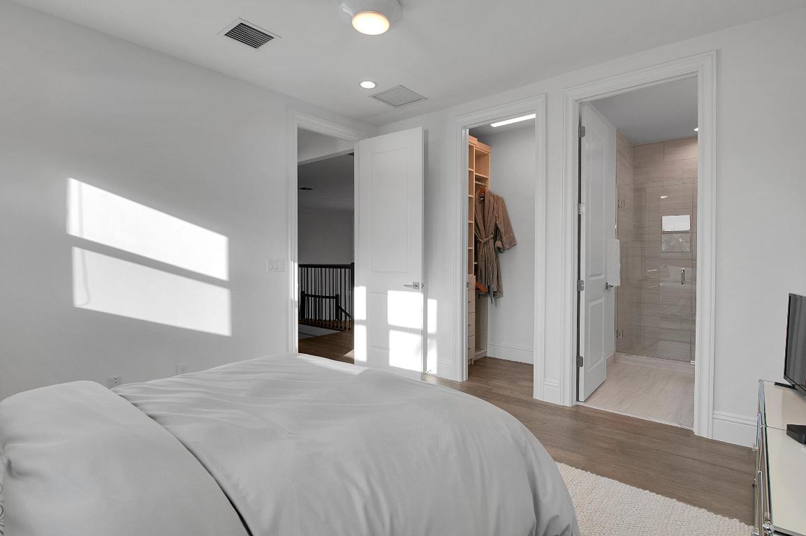 ROYAL PALM POLO - Residential