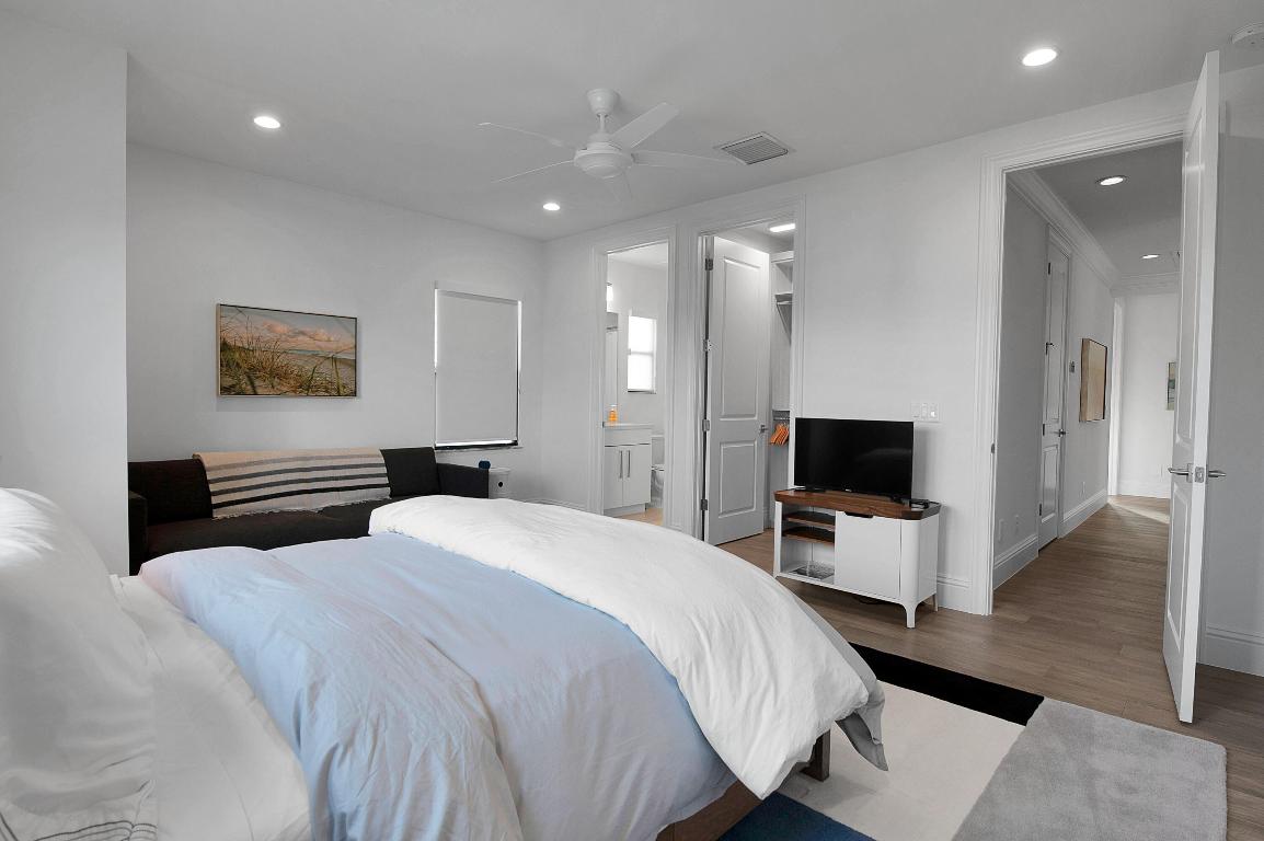 ROYAL PALM POLO - Residential