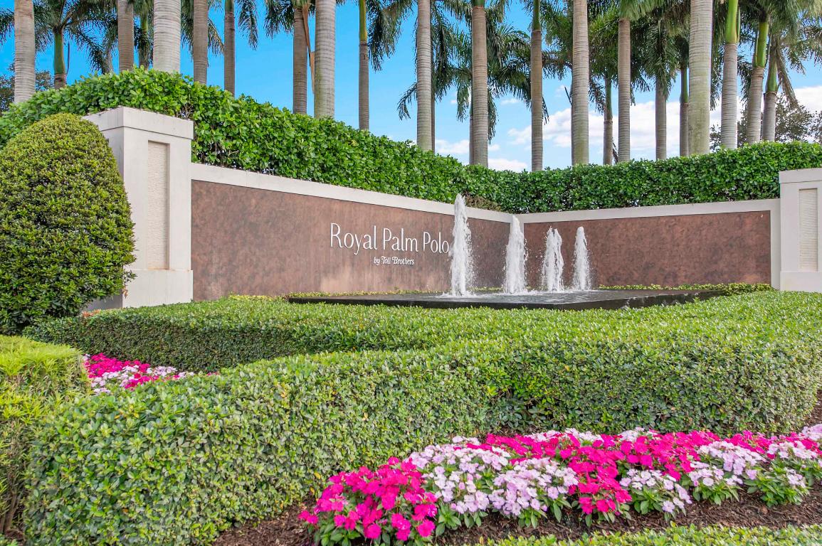 ROYAL PALM POLO - Residential