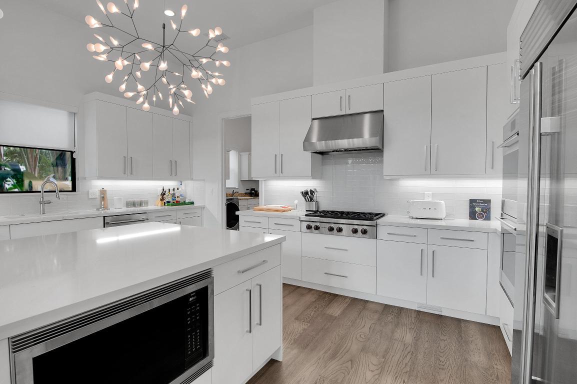 ROYAL PALM POLO - Residential