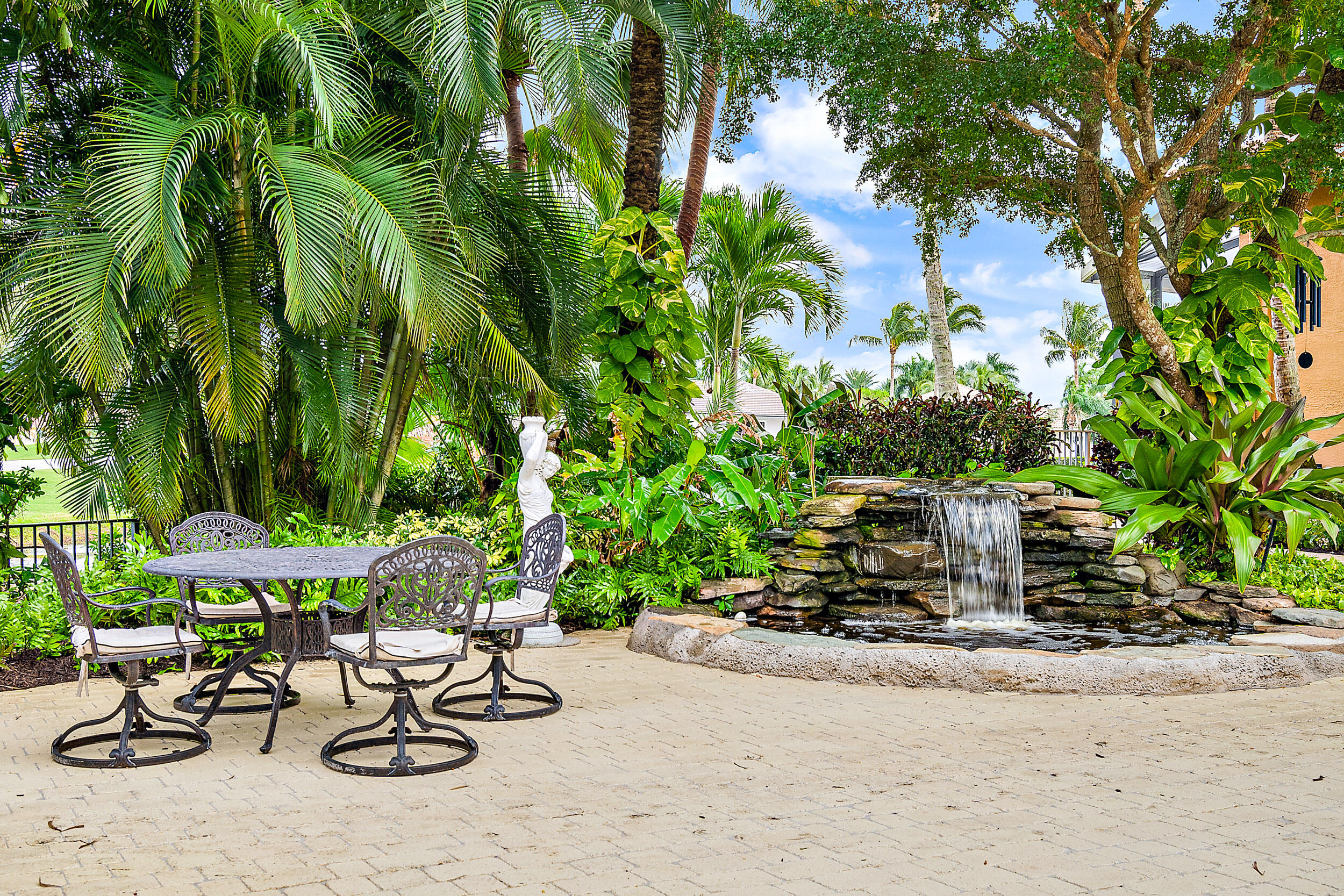 IBIS GOLF AND COUNTRY CLUB - Eagle's Isle - Residential