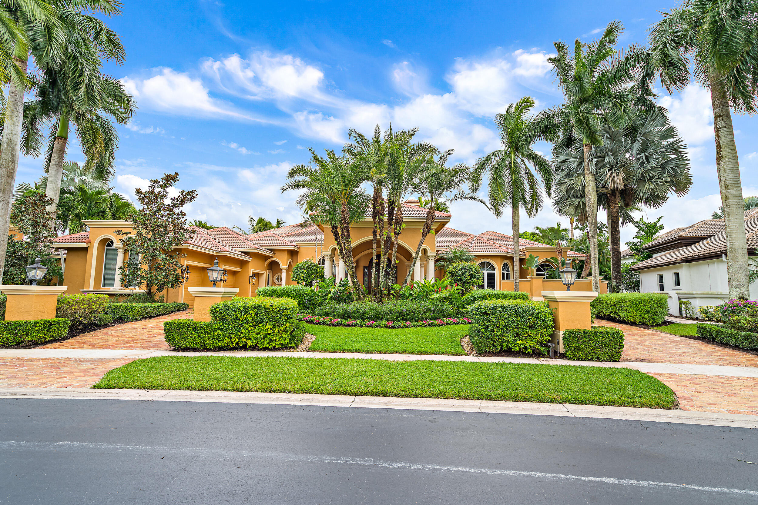 IBIS GOLF AND COUNTRY CLUB - Eagle's Isle - Residential