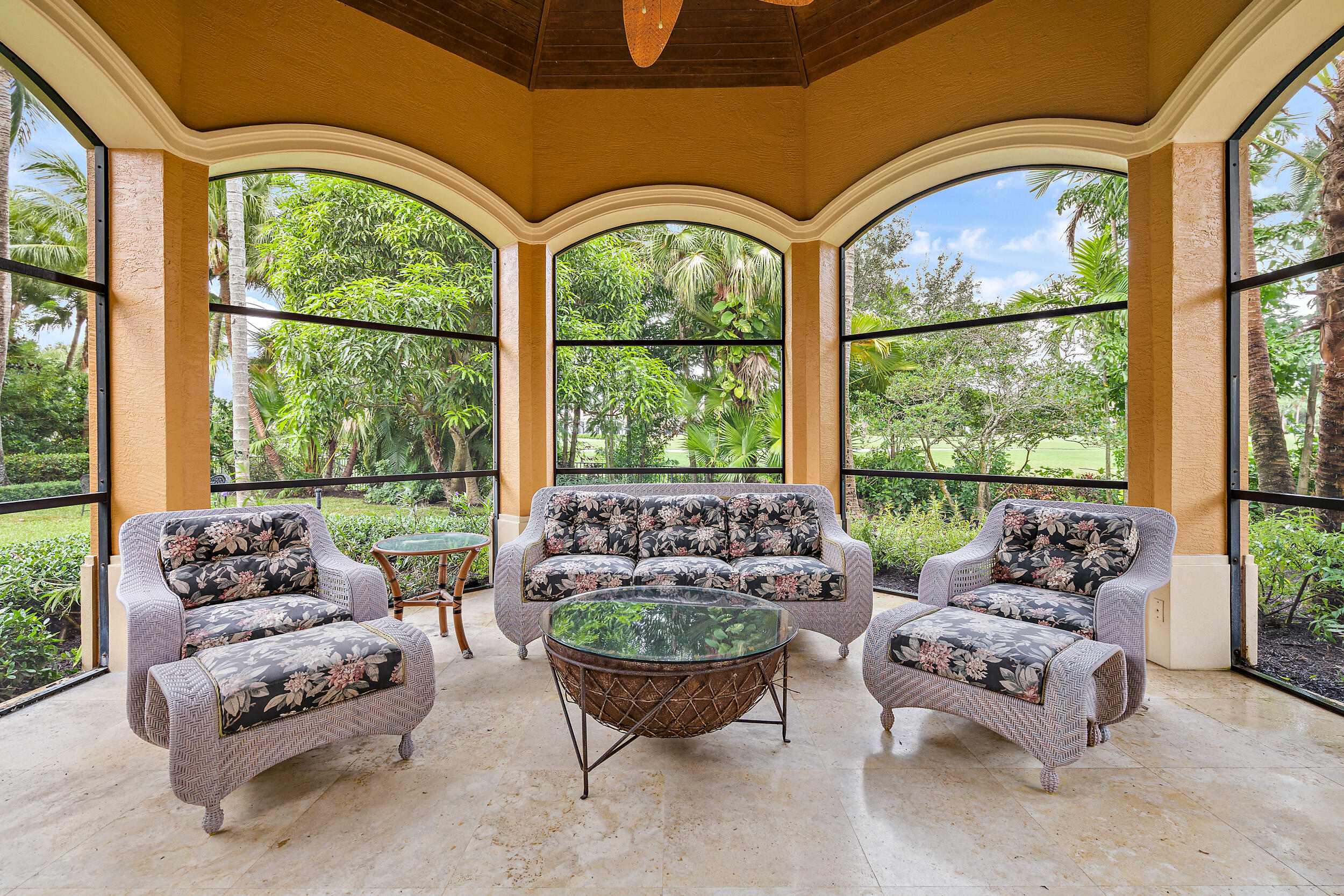 IBIS GOLF AND COUNTRY CLUB - Eagle's Isle - Residential