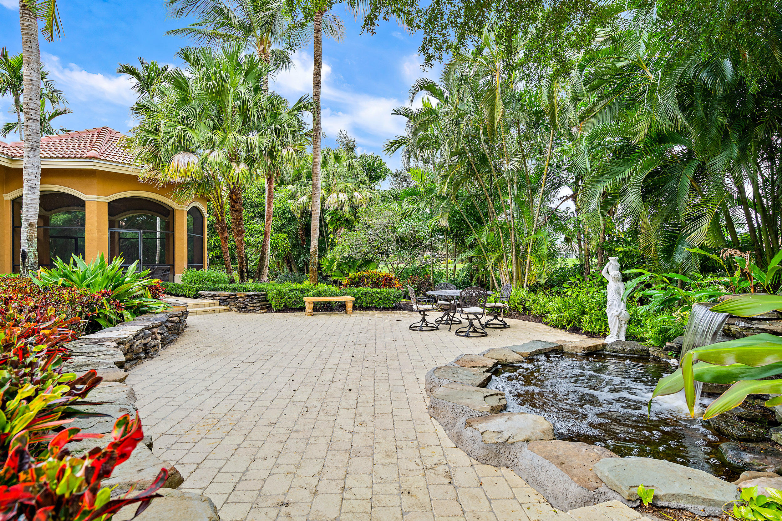 IBIS GOLF AND COUNTRY CLUB - Eagle's Isle - Residential