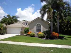 STUNNING SOLID CBS HOME. 2300 SQUARE FEET UNDER AIR, 3/2/2 WHICH INCLUDES AN IN-LAW SUITE WITH PRIVATE BATH!  UPGRADES GALORE! SEPARATE DINING ROOM & EAT IN KITCHEN WITH GRANITE. HUGE SCREENED PATIO WITH BUILT IN SPA. VERY PRIVATE SETTING. SUMMERFIELD IS A GATED COMMUNITY WITH LOW HOA FEES WHICH INCLUDE HEATED COMMUNITY POOL, TENNIS COURTS, CLUBHOUSE, WITH THE MUCH SORT AFTER CHAMPIONS PUBLIC GOLF COURSE LOCATED RIGHT AT THE ENTRANCE WITH ITS OWN RESTAURANT/PUB OPEN TO THE PUBLIC. #1 RANKED MARTIN COUNTY SCHOOLS!  DISCOVER THE GOOD LIFE TODAY!