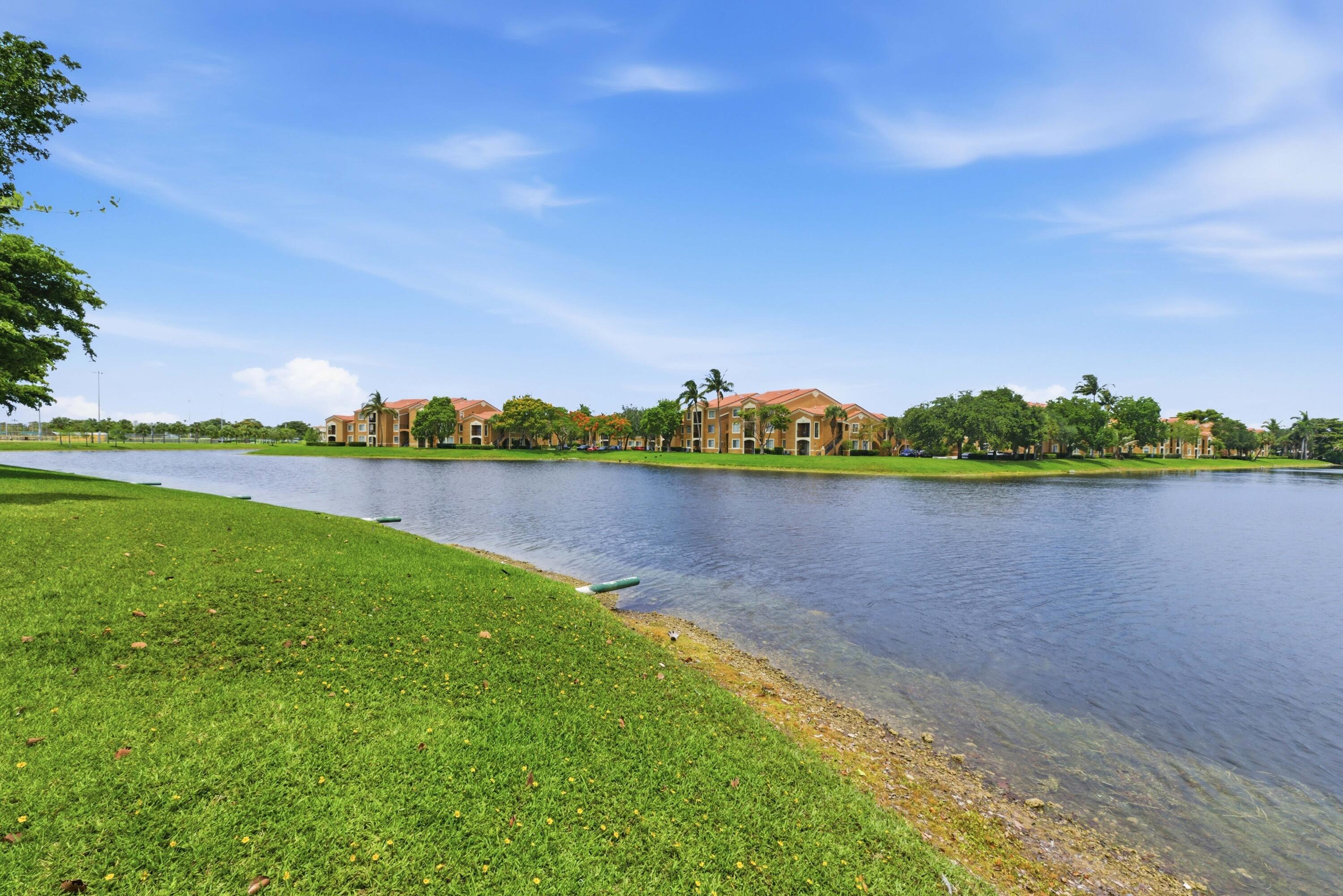 YARDLEY CONDOMINIUM E - Residential Lease