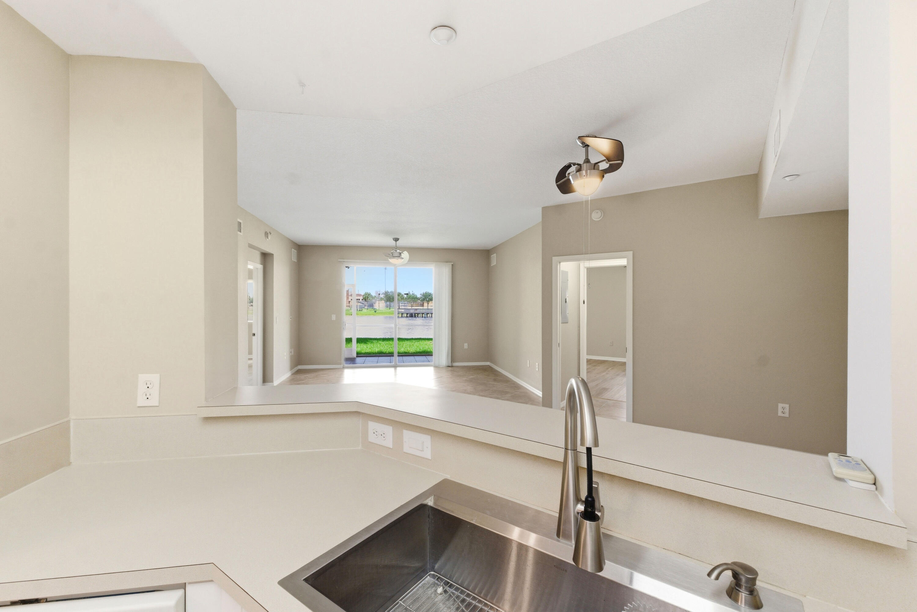 YARDLEY CONDOMINIUM E - Residential Lease