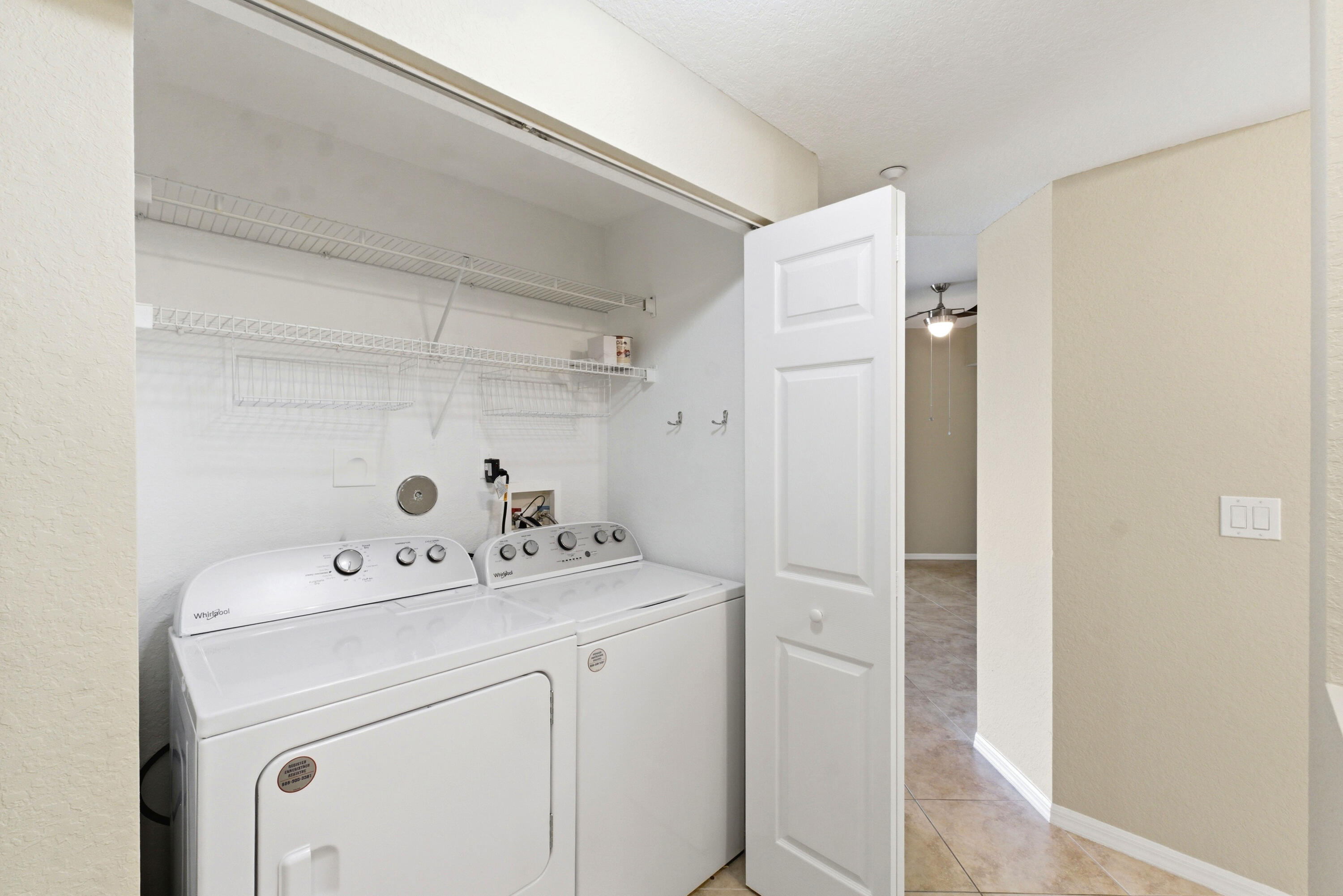 YARDLEY CONDOMINIUM E - Residential Lease