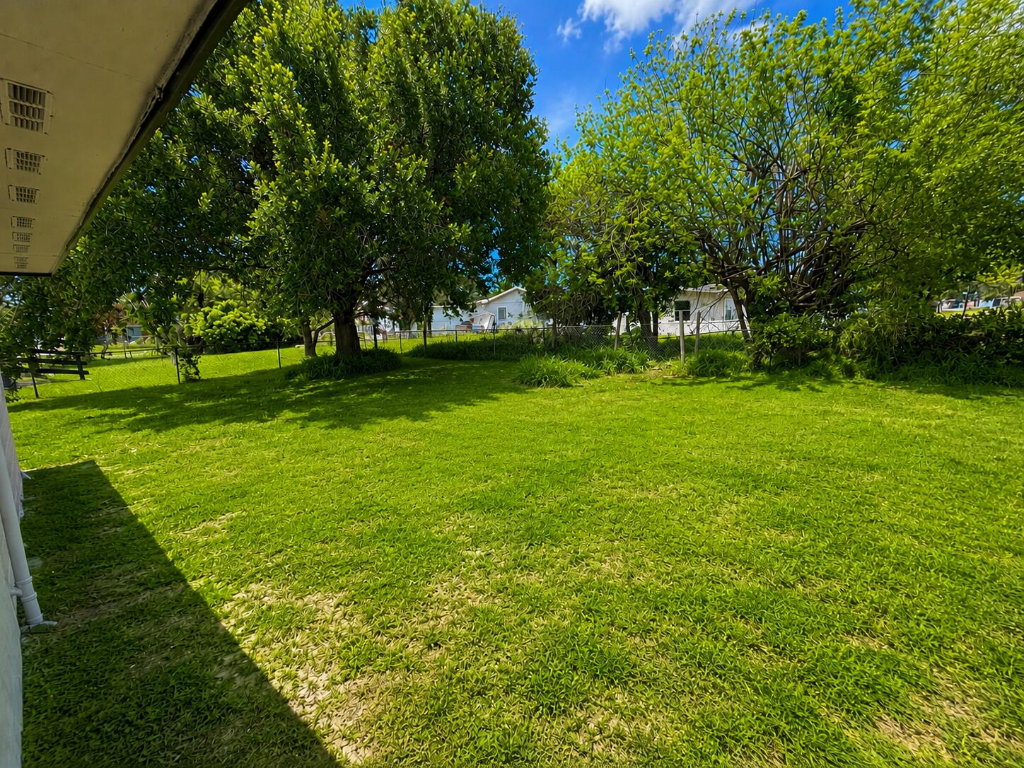 IRENE PLAZA - Residential
