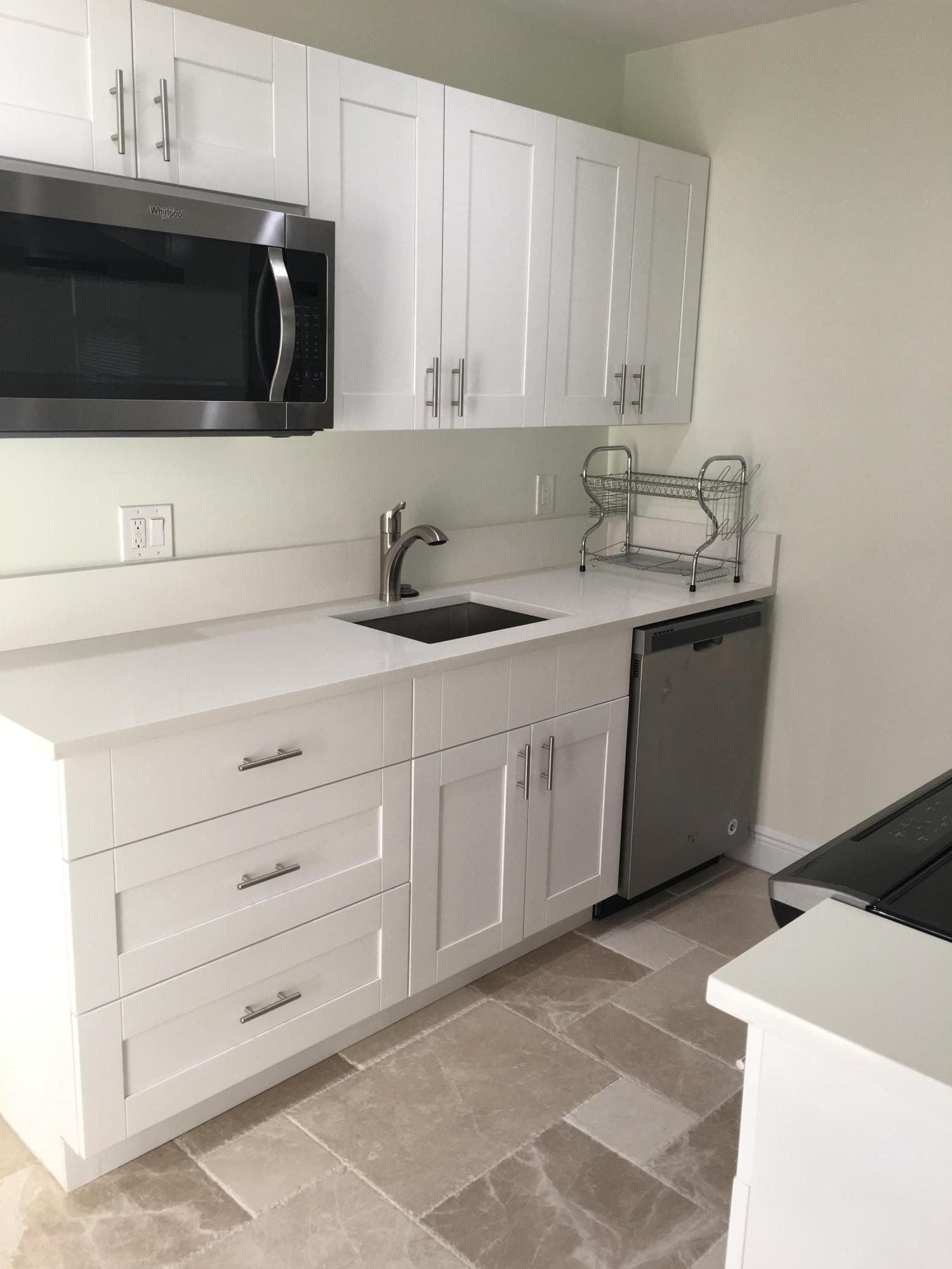 LAFAYETTE PARK - Residential Lease