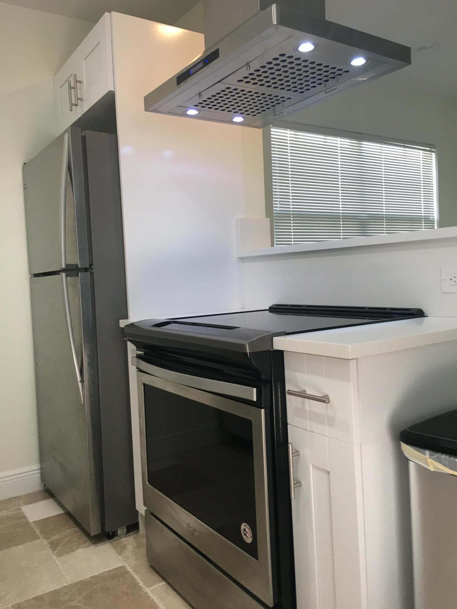 LAFAYETTE PARK - Residential Lease