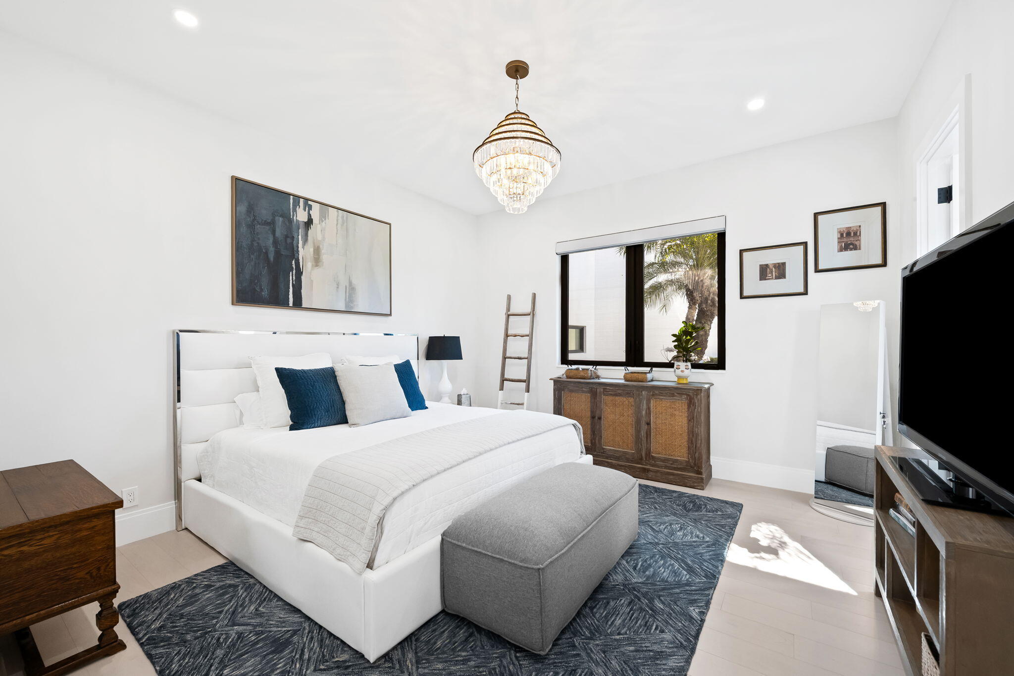 LONG LAKE ESTATES - Residential