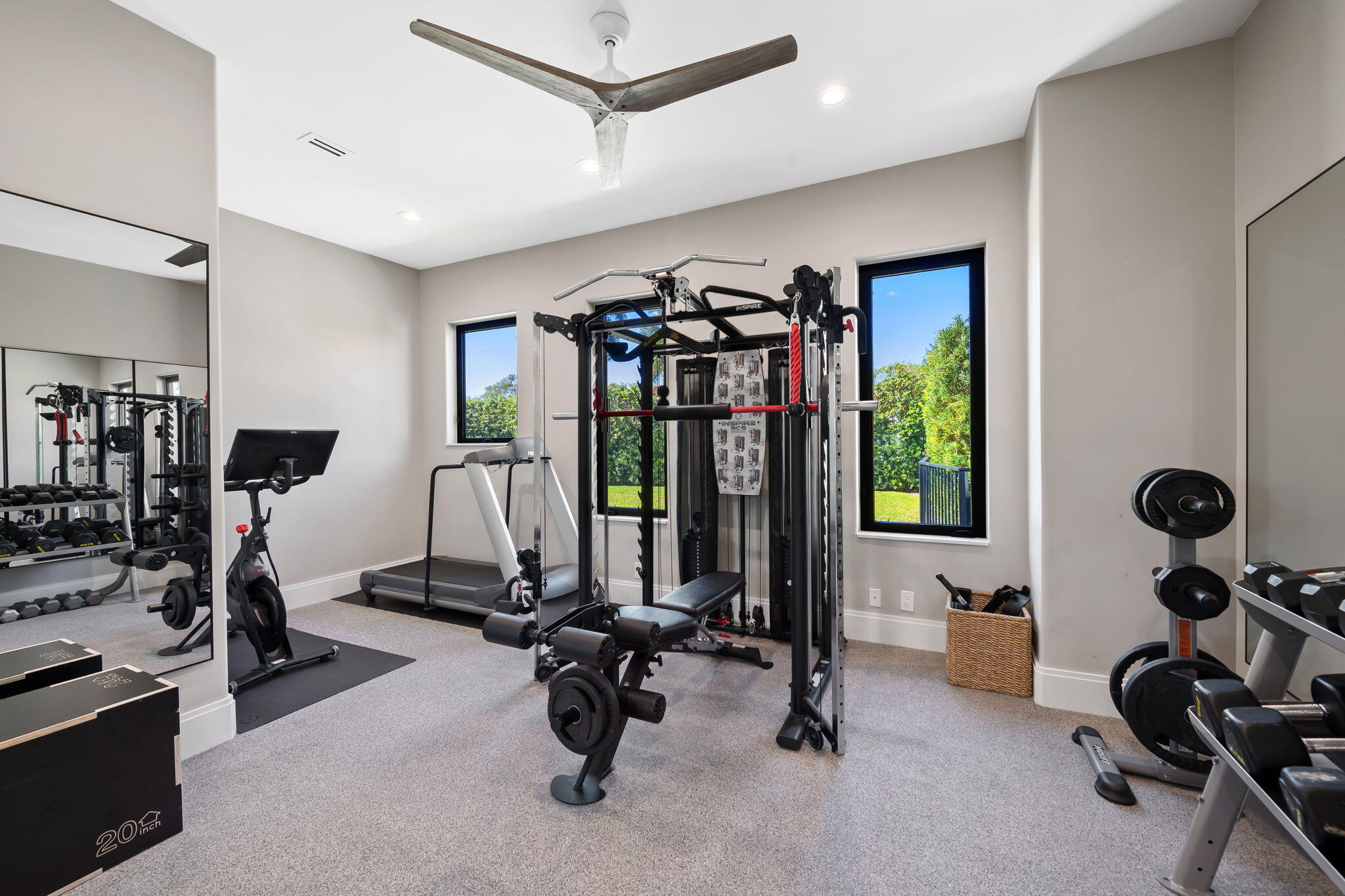 LONG LAKE ESTATES - Residential