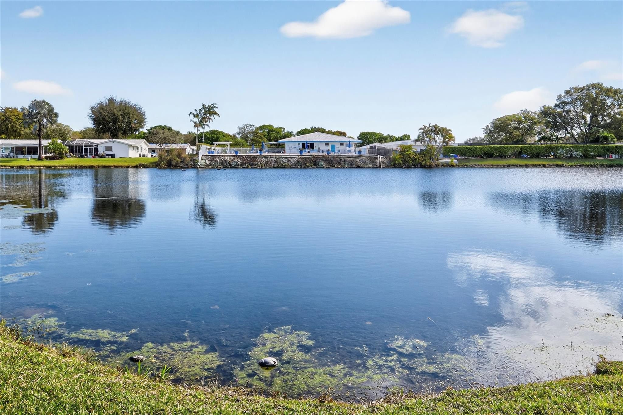 Lauderdale West 3 Sec 83- - Residential