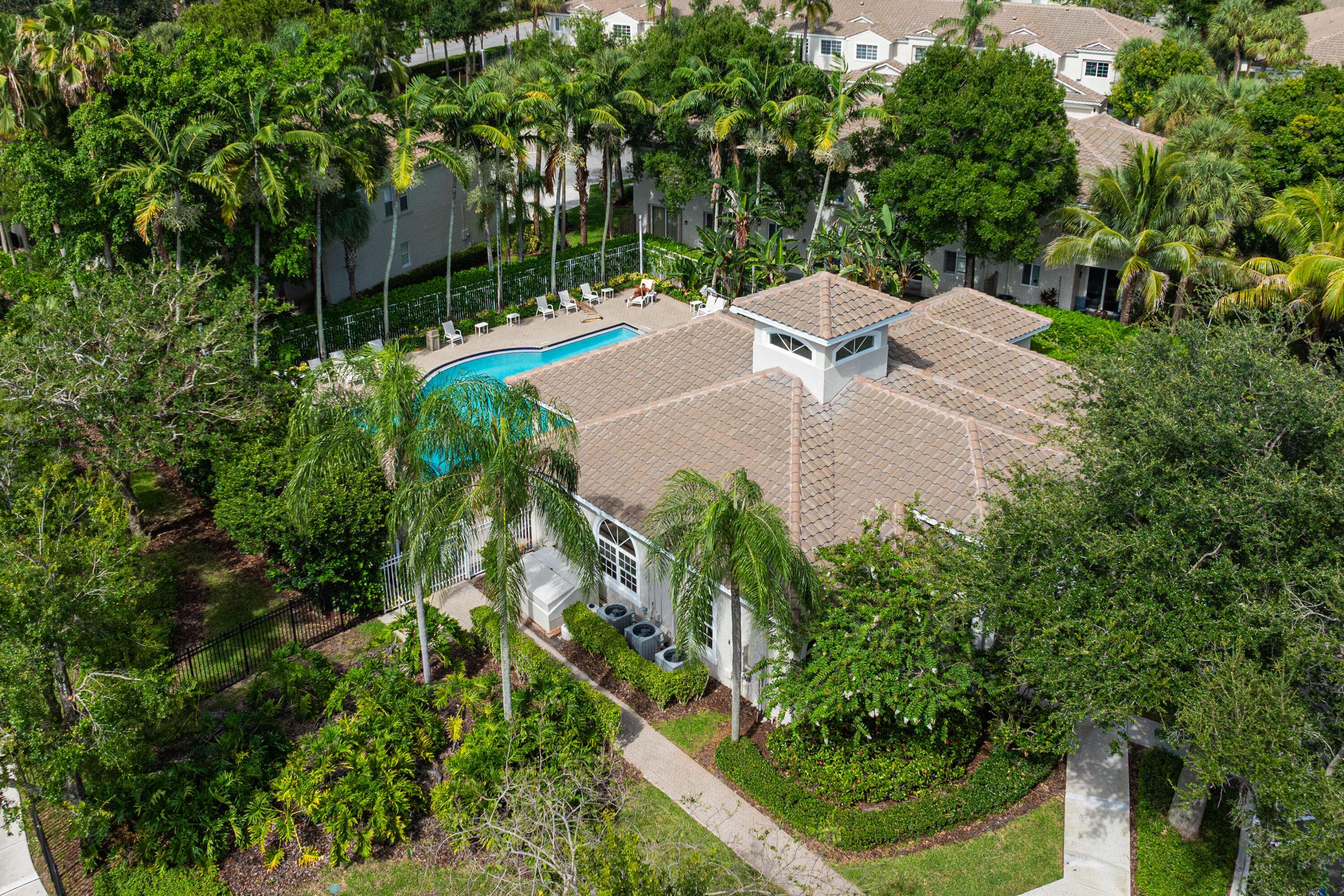 SAWGRASS EXCHANGE PLAT - Residential