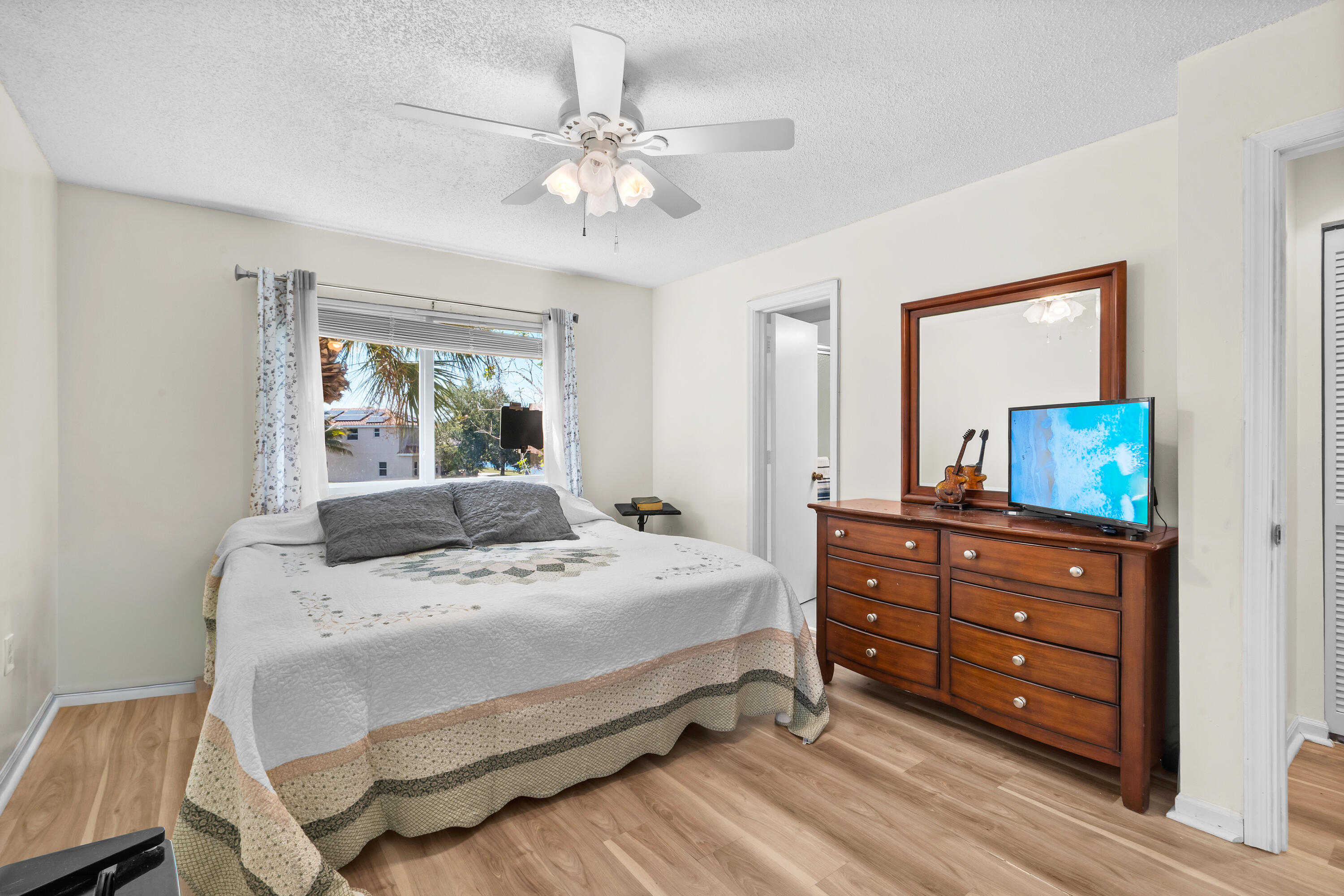SAWGRASS EXCHANGE PLAT - Residential