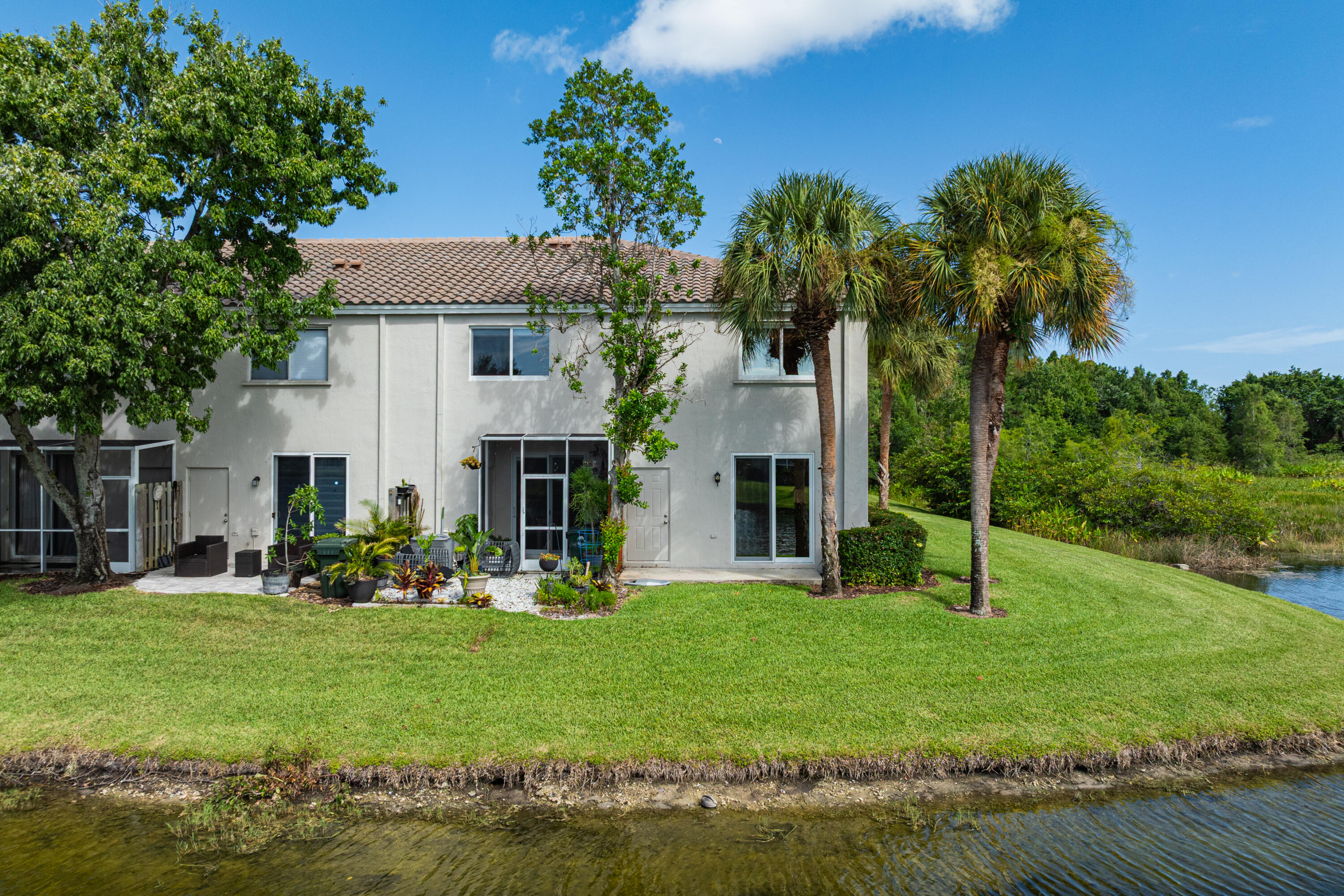 SAWGRASS EXCHANGE PLAT - Residential