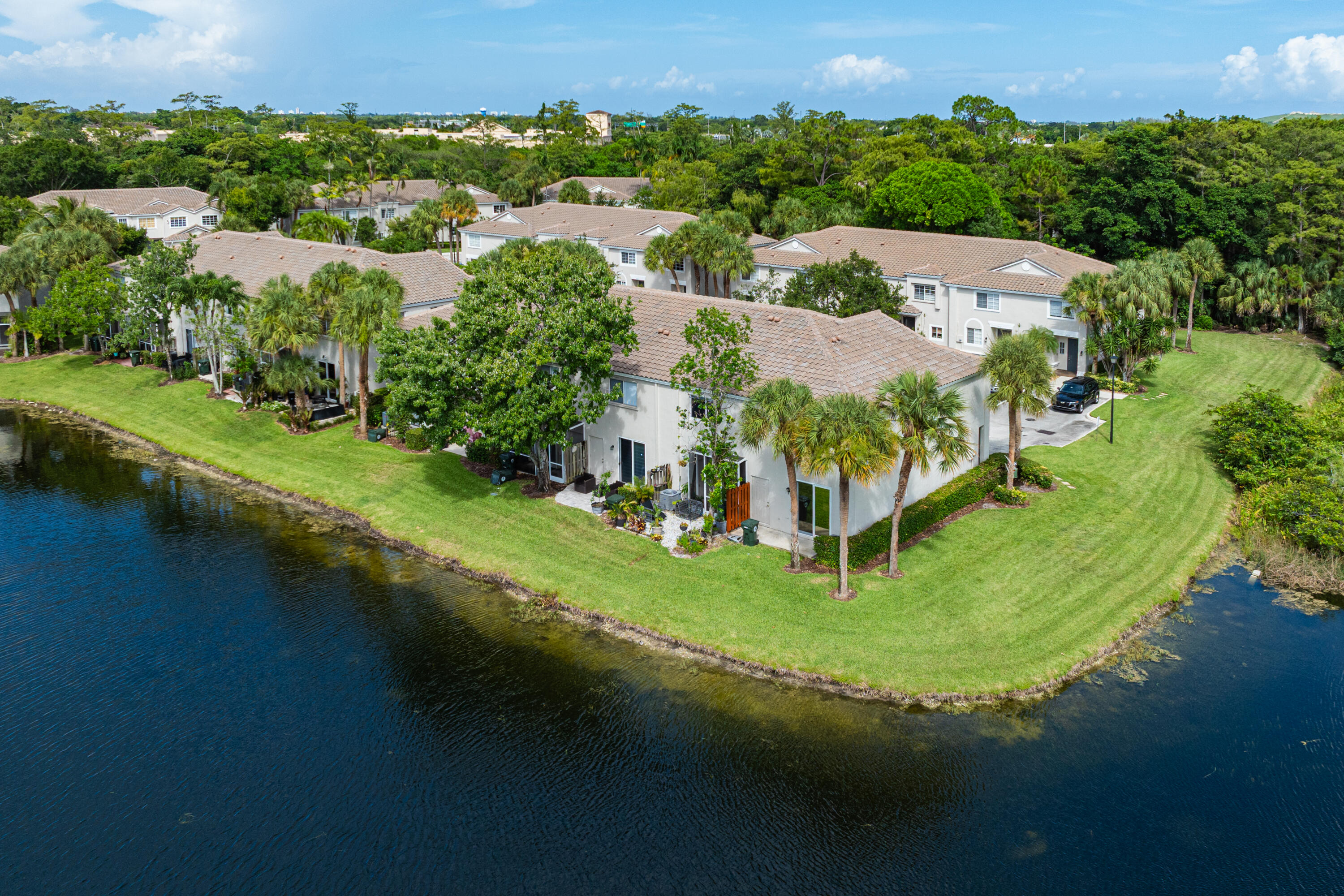 SAWGRASS EXCHANGE PLAT - Residential