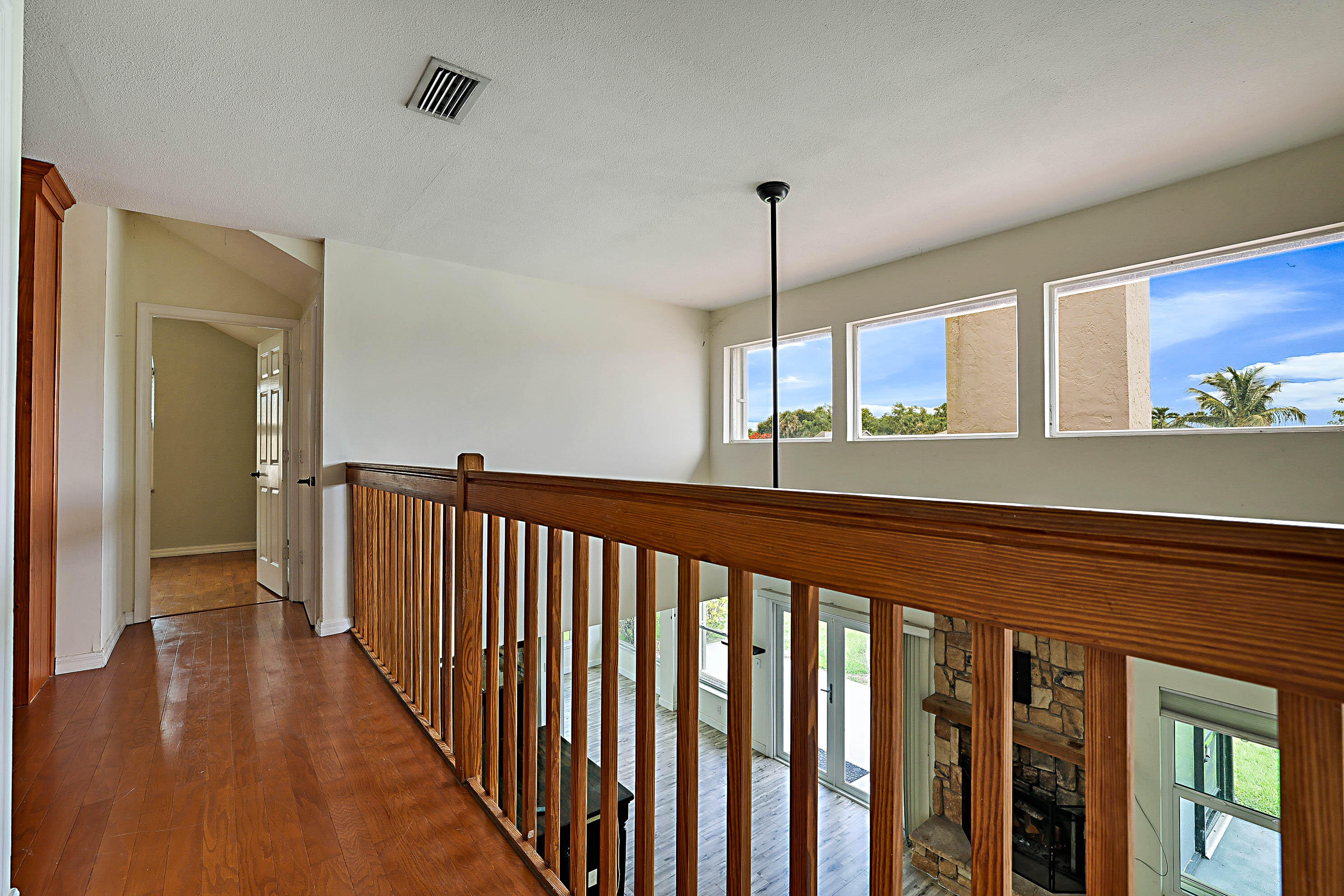 WOODS WALK 1 - Residential