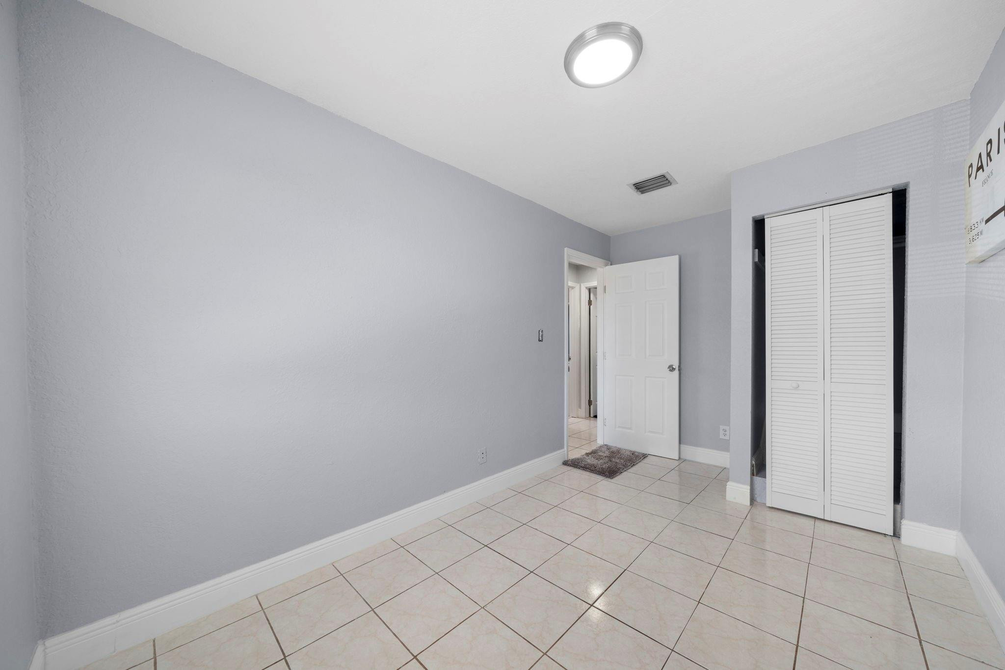 KINGS GARDENS SEC TWO - Residential Lease