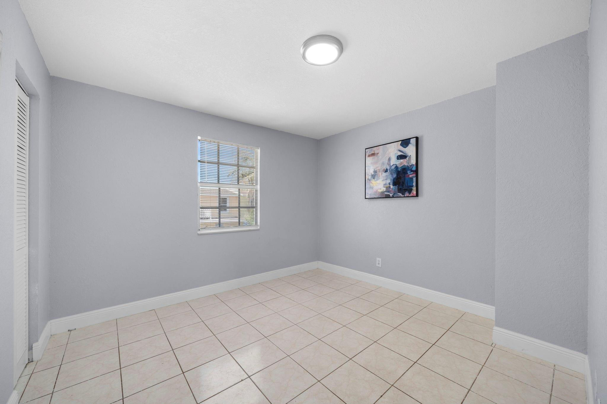 KINGS GARDENS SEC TWO - Residential Lease