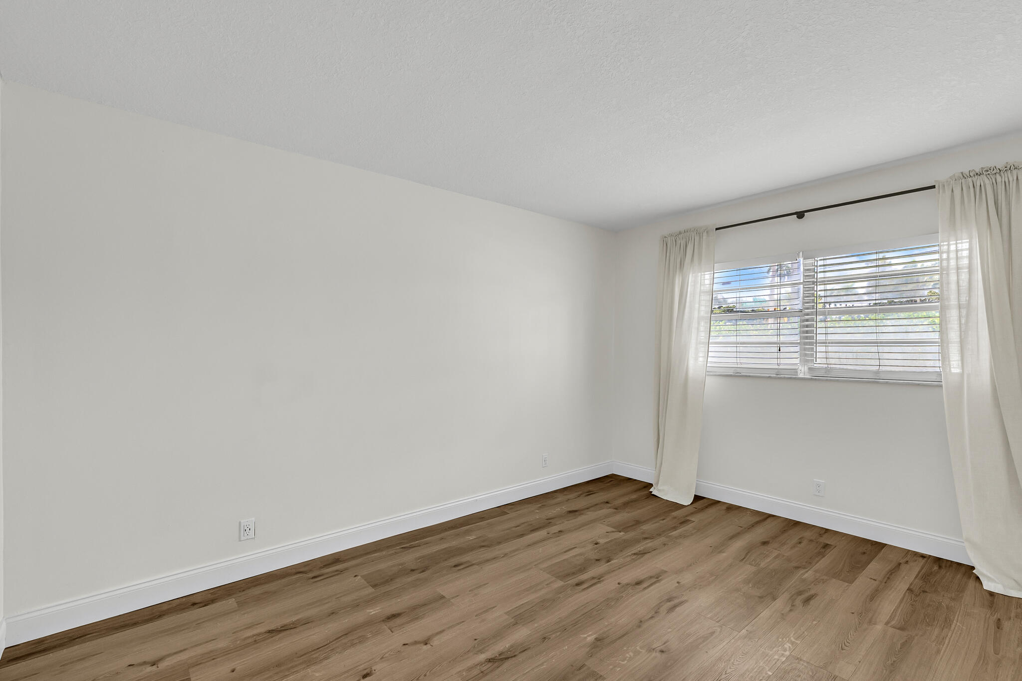 BOCA ROYAL APTS CONDO - Residential
