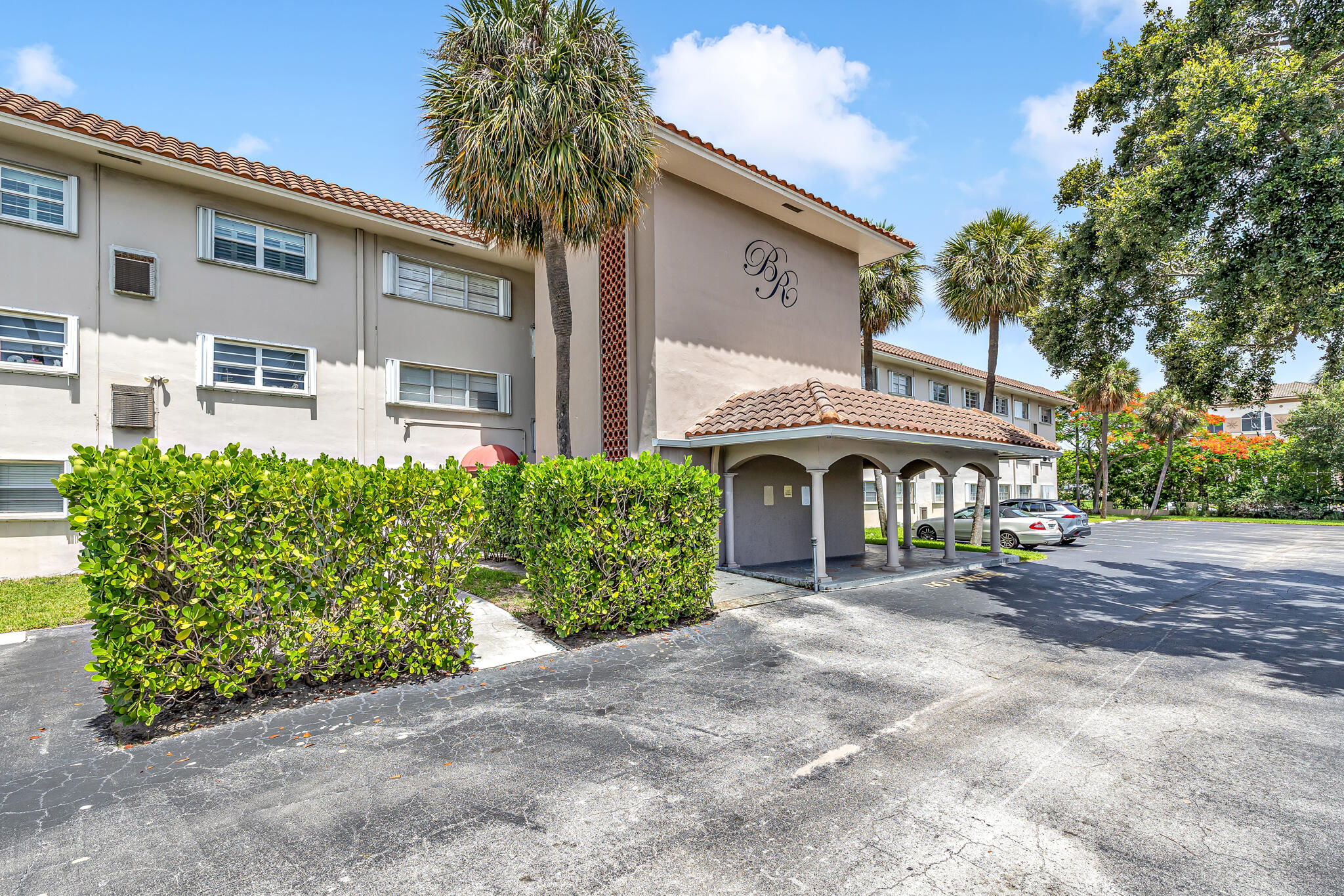 BOCA ROYAL APTS CONDO - Residential