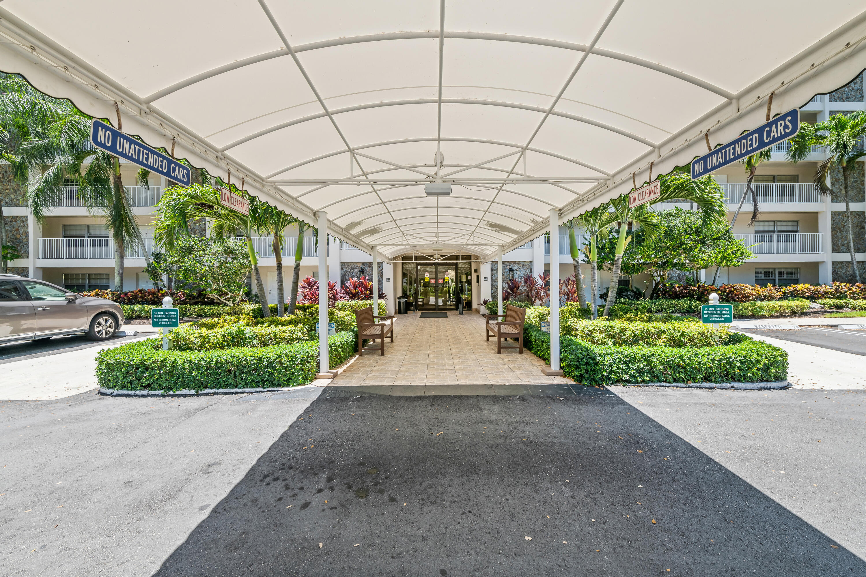 NO 112 PALM-AIRE COUNTRY CLUB - Residential