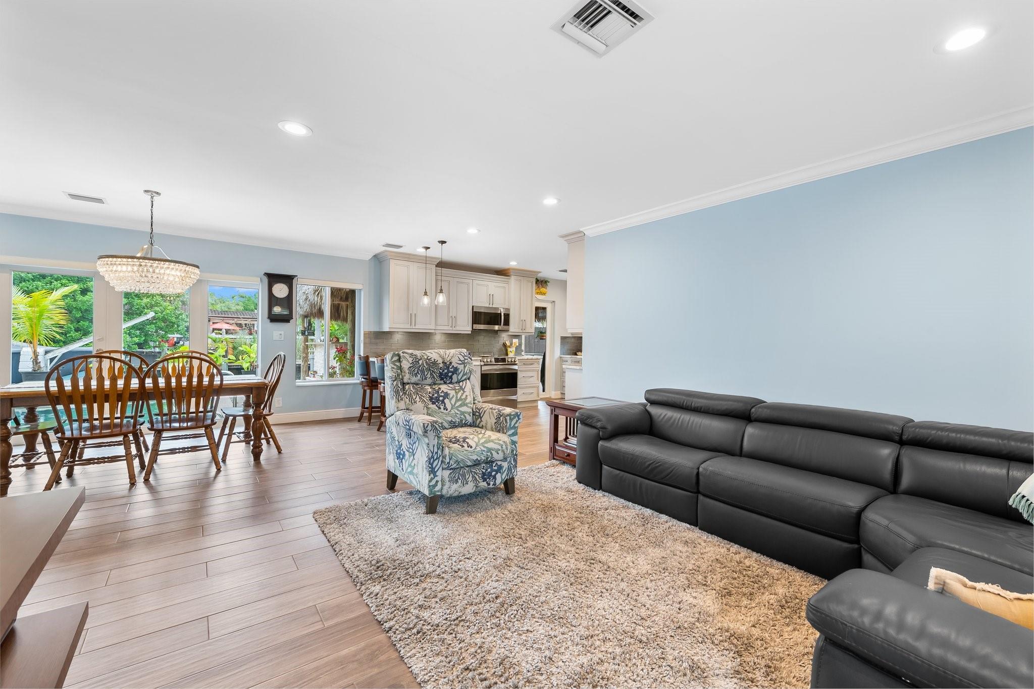 Flamingo Park Sec C 38-30 - Residential