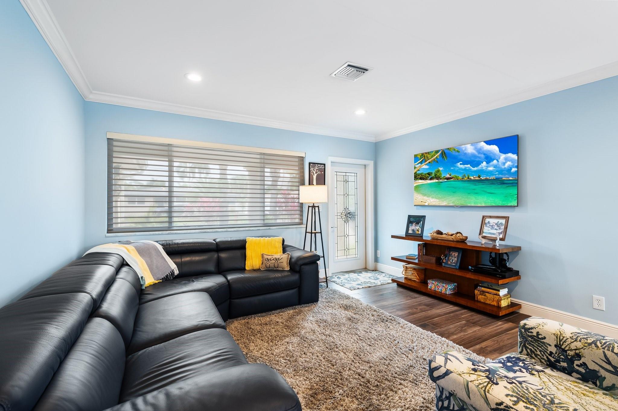 Flamingo Park Sec C 38-30 - Residential