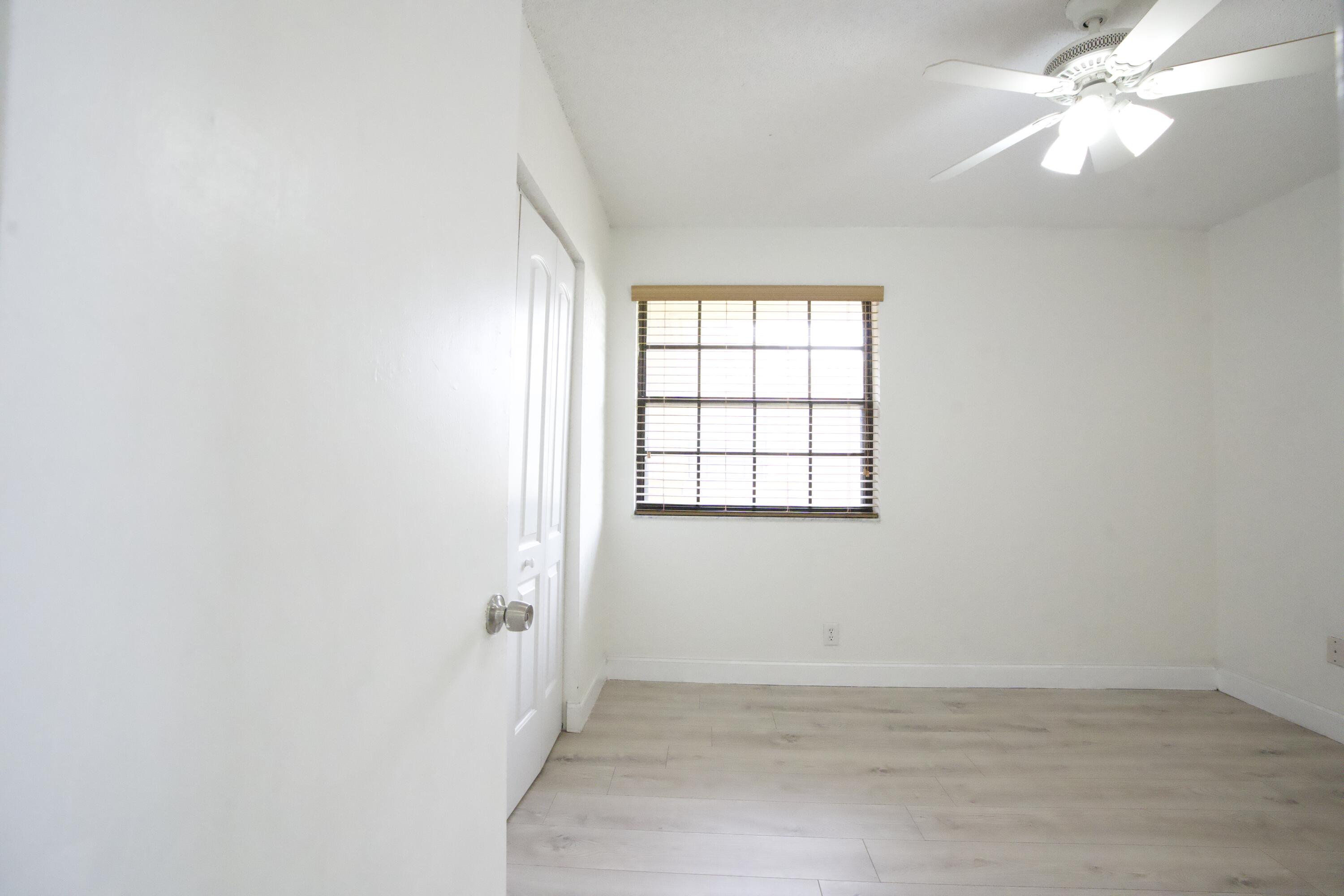 CORAL SPRINGS ESTATE TOWNHOMES - Residential