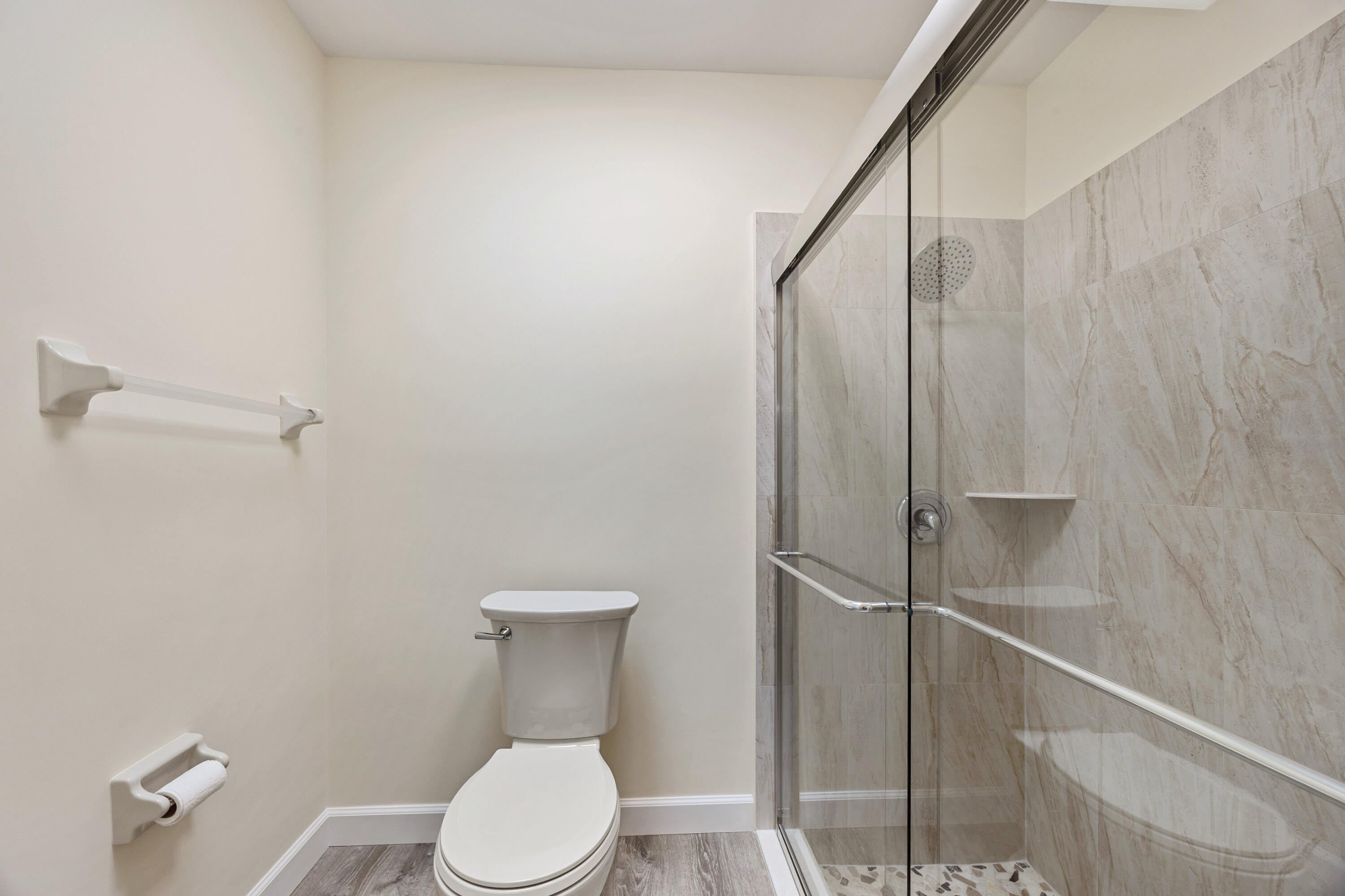 RIDGEPOINTE WOODS VILLAS - Residential