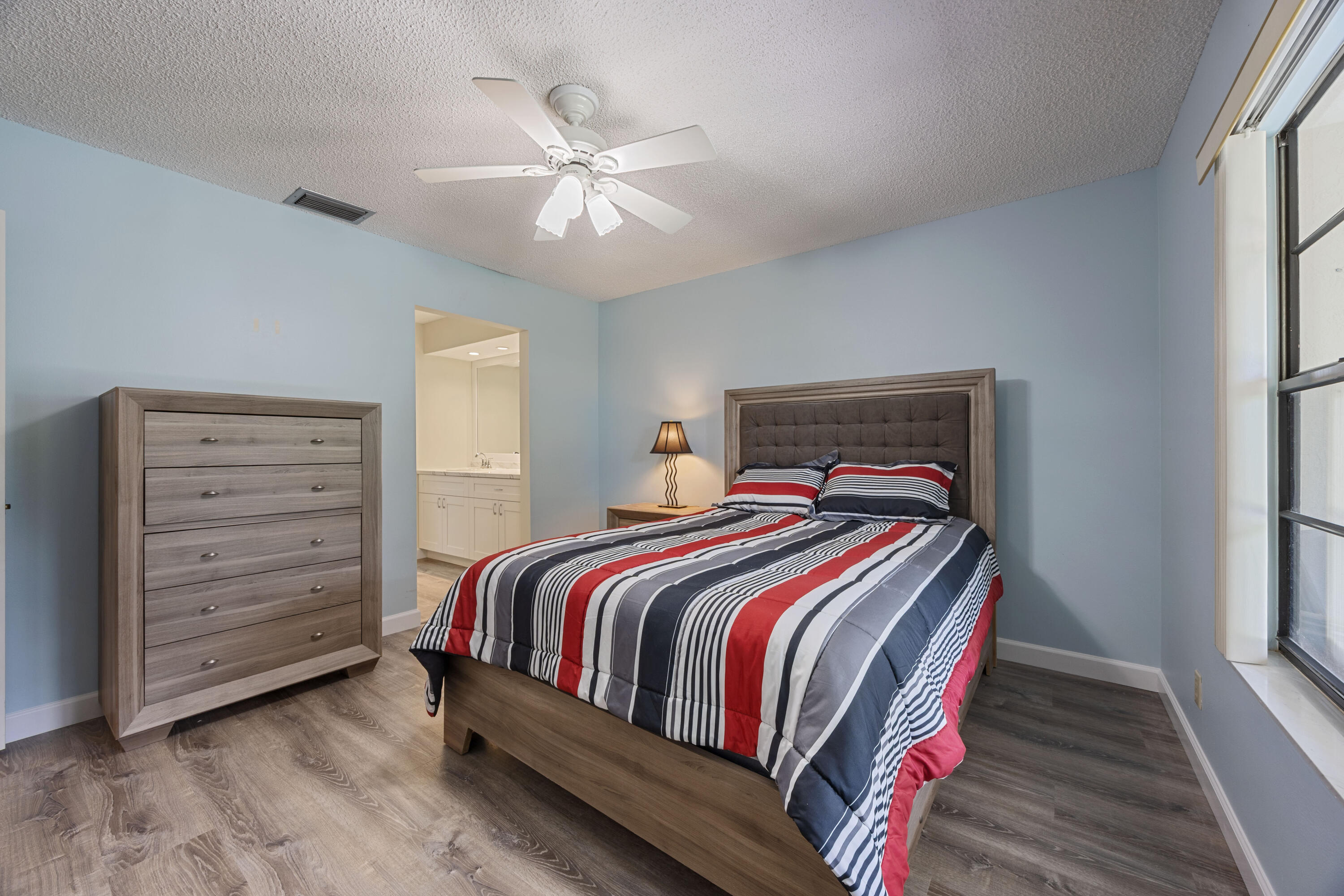 RIDGEPOINTE WOODS VILLAS - Residential