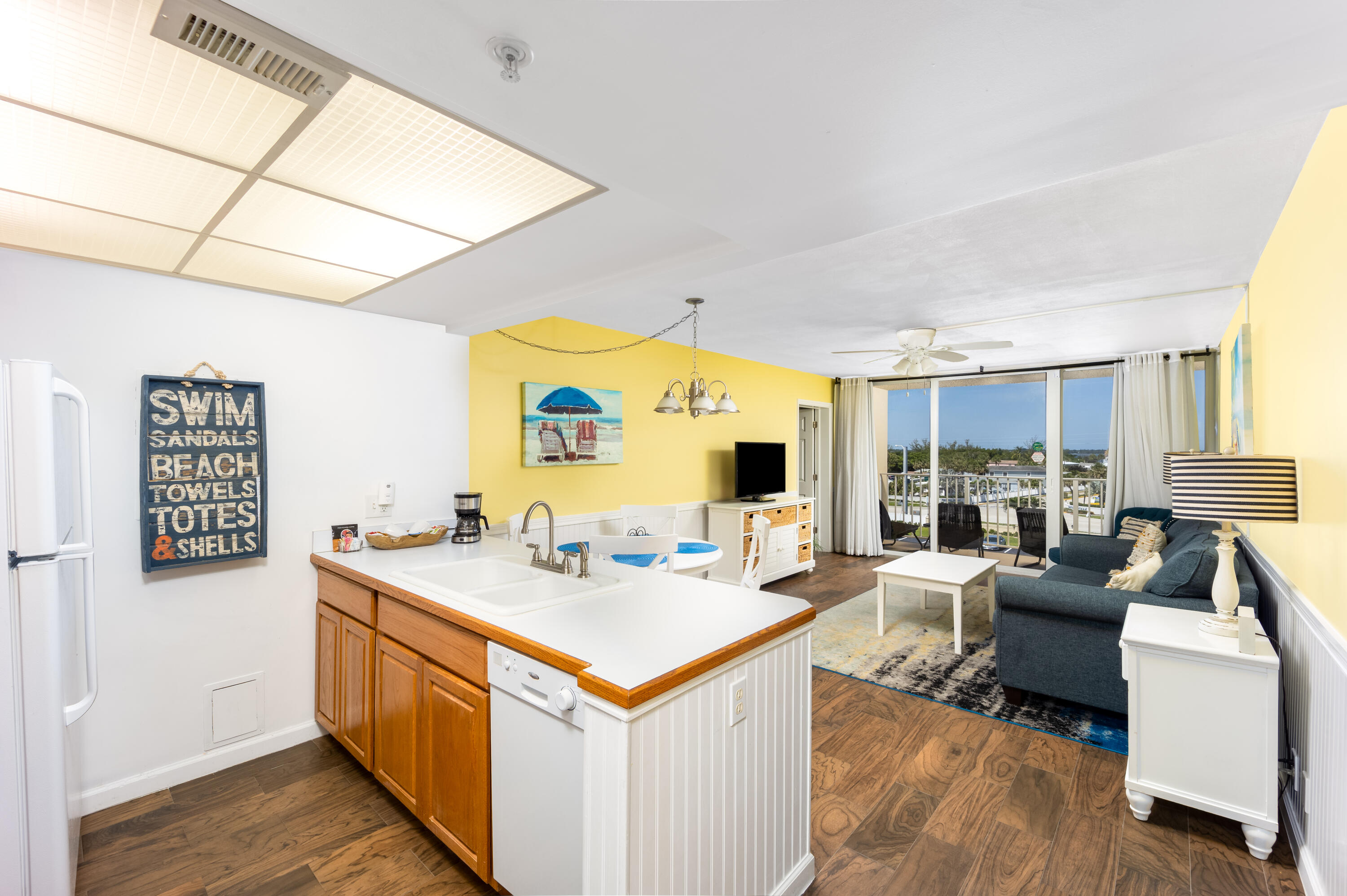 ISLAND BEACH CLUB, A CONDOMINIUM - Residential