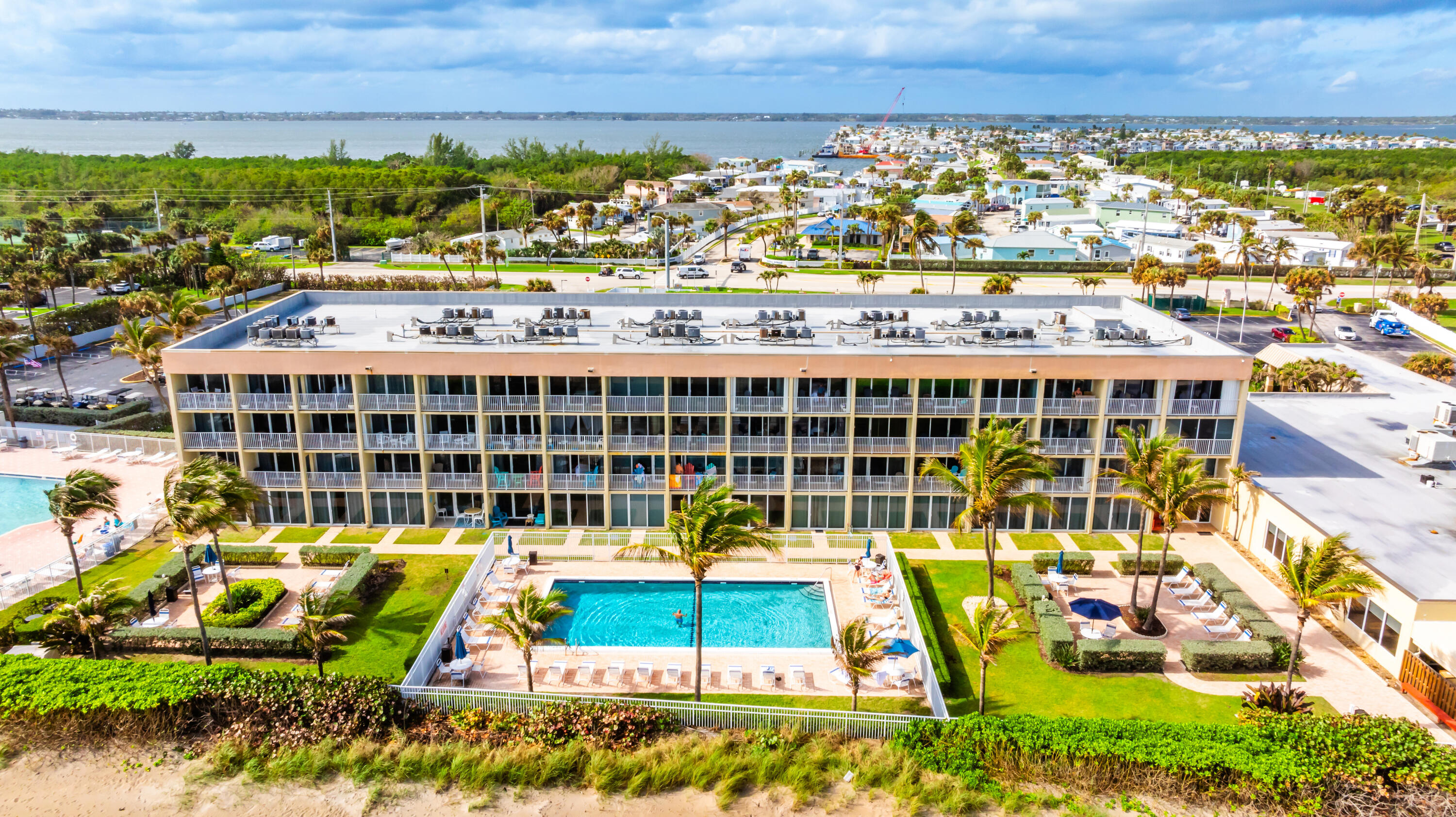 ISLAND BEACH CLUB, A CONDOMINIUM - Residential